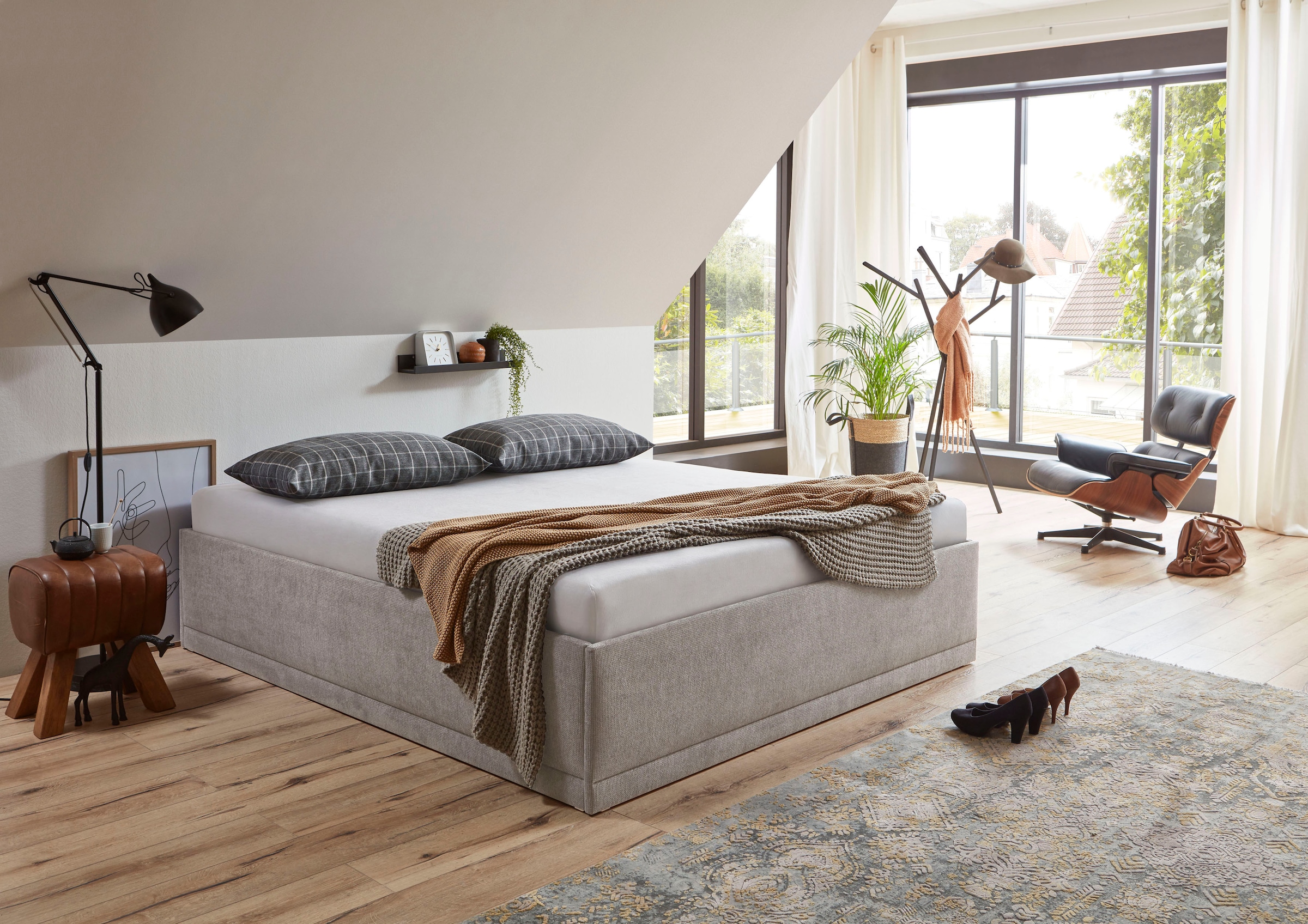 Westfalia Schlafkomfort Polsterbett »Texel« Komforthöhe mit Zierkissen, Bet günstig online kaufen
