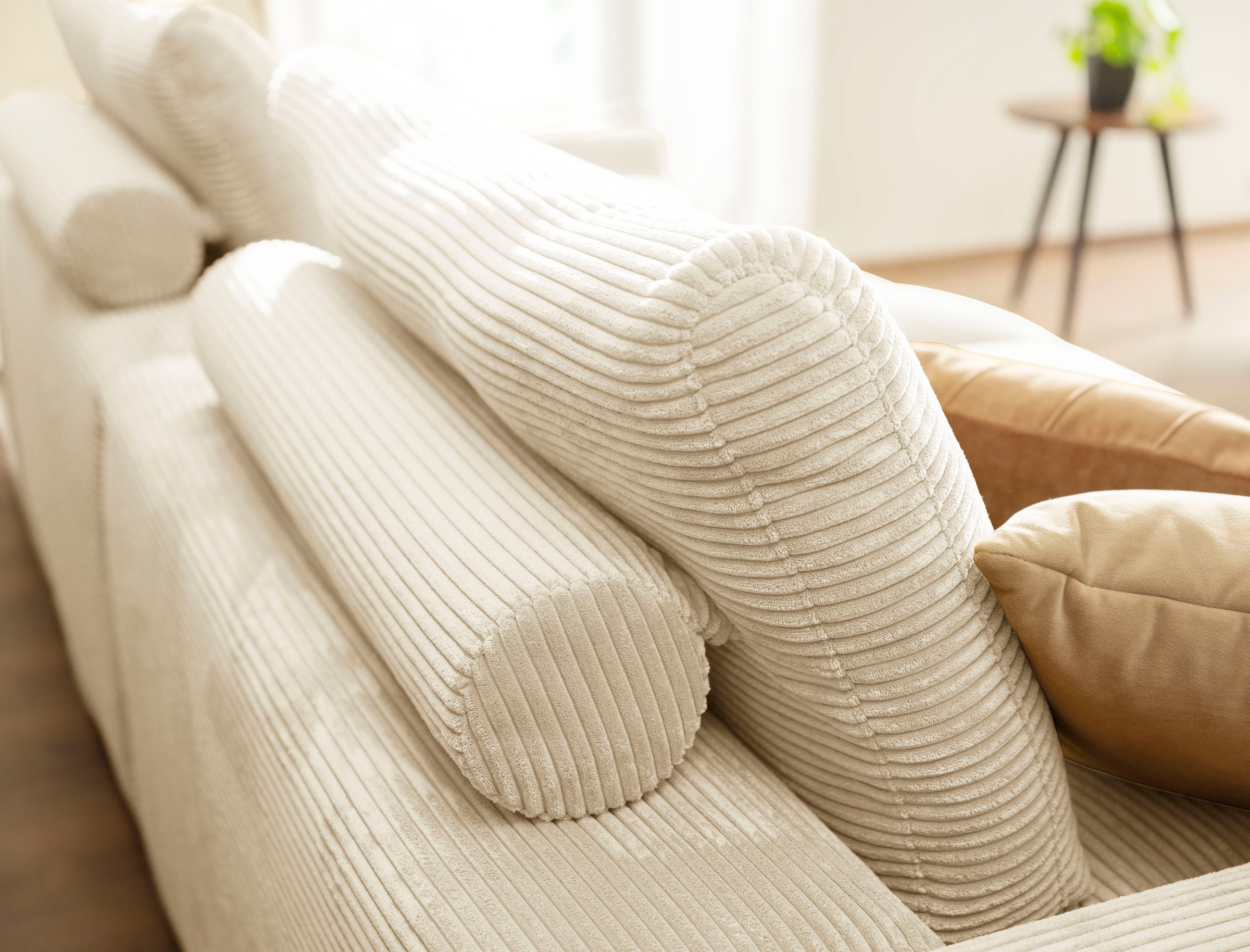 alina Big-Sofa »Sandy«, 296 cm breit und 98 cm tief, in modernem Cordstoff