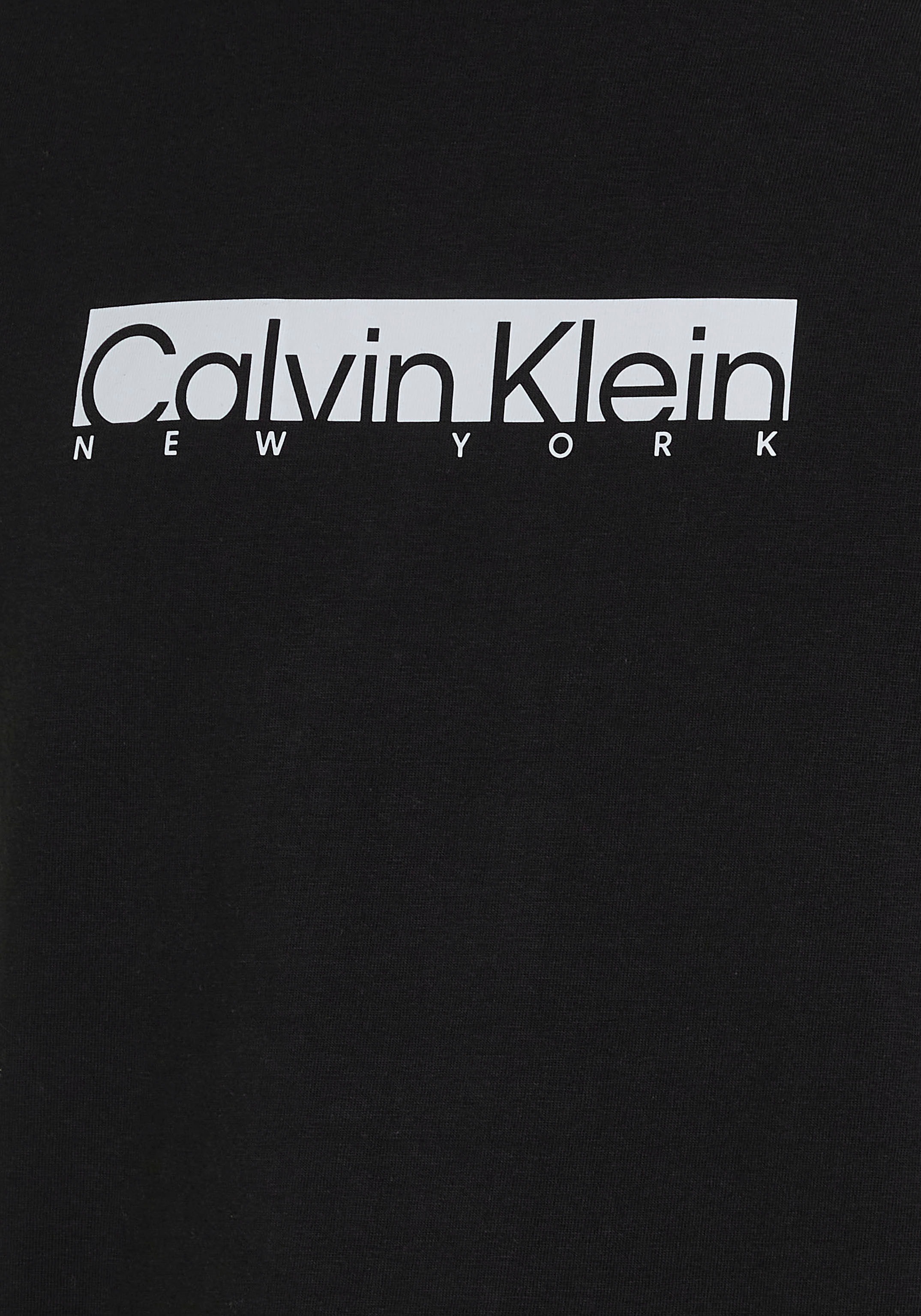 auf Brust Calvin Calvin mit Kurzarmshirt, online Klein Klein der kaufen Logo
