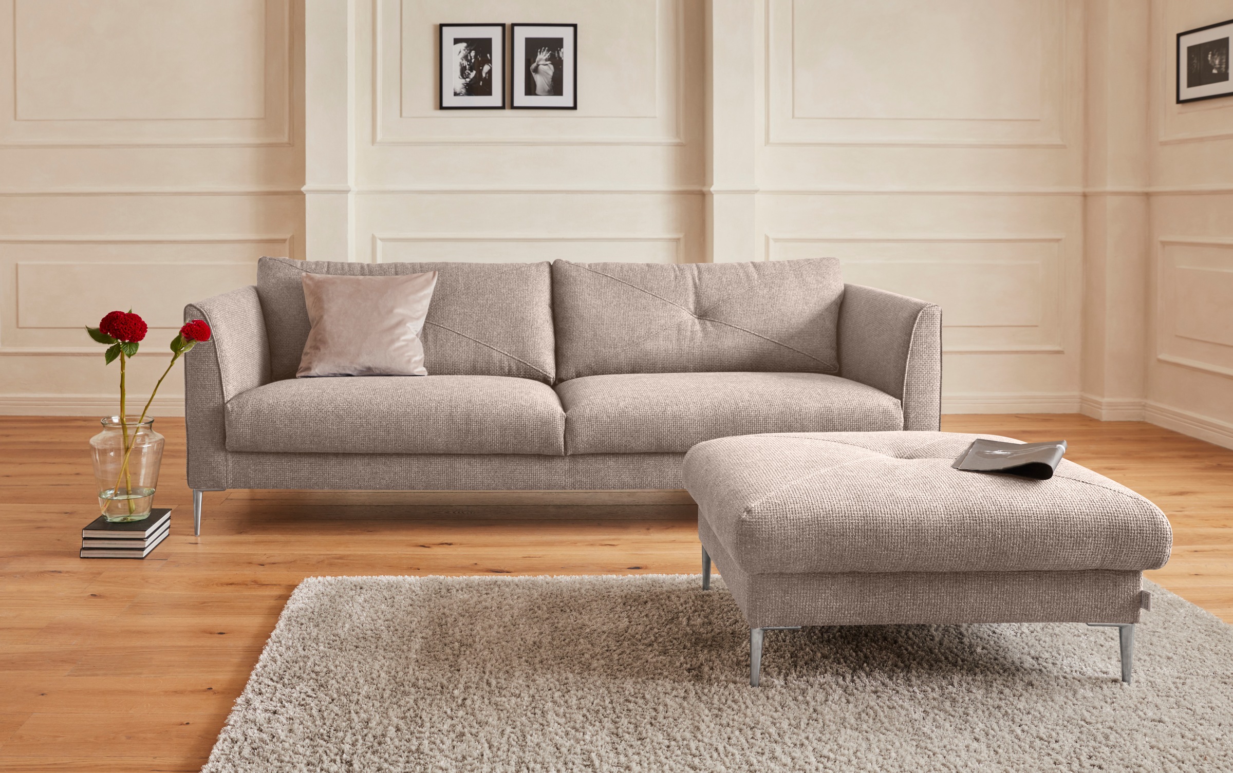 Guido Maria Kretschmer Home&Living Hocker »Chilltime, elegant und bequem durch Komfortsitzhöhe 46cm, hoher Fuß«, mit eleganter Kreuznaht auf der Sitzfläche