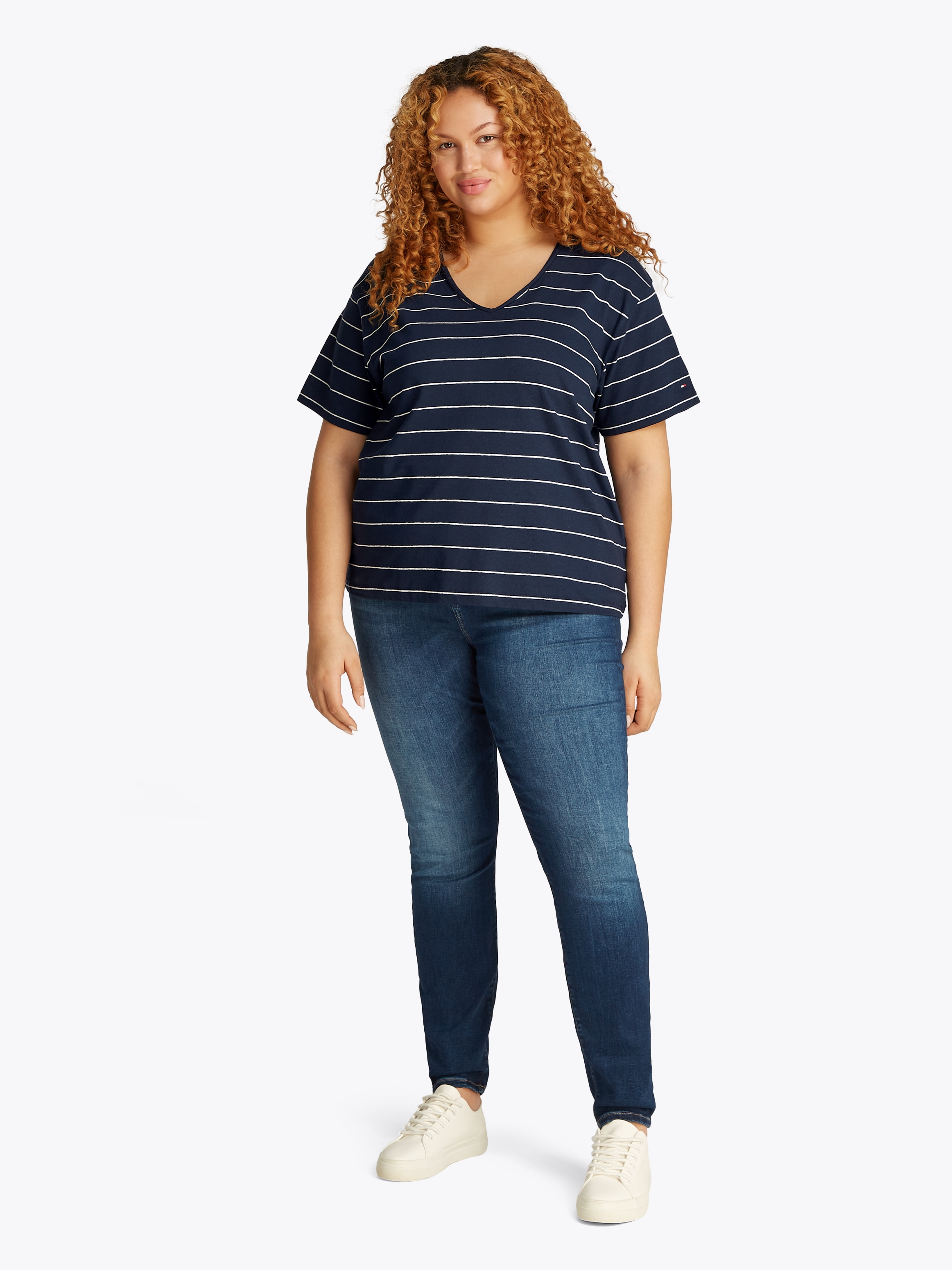 Tommy Hilfiger Curve V-Shirt »CRV MODERN CO LINEN V-NK SS«, in Großen Größen