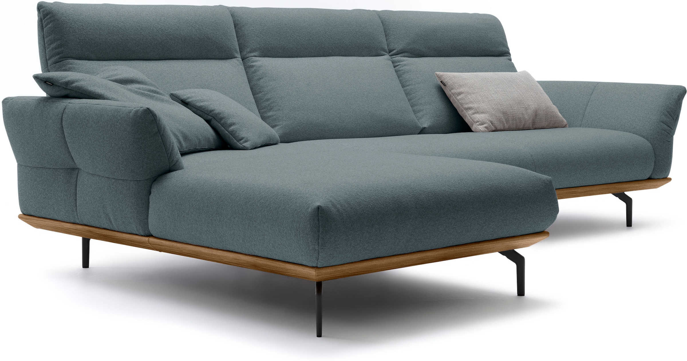 Creation BY ROLF BENZ Ecksofa »hs.460«, Sockel in Nussbaum, Winkelfüße in Umbragrau, Breite 318 cm