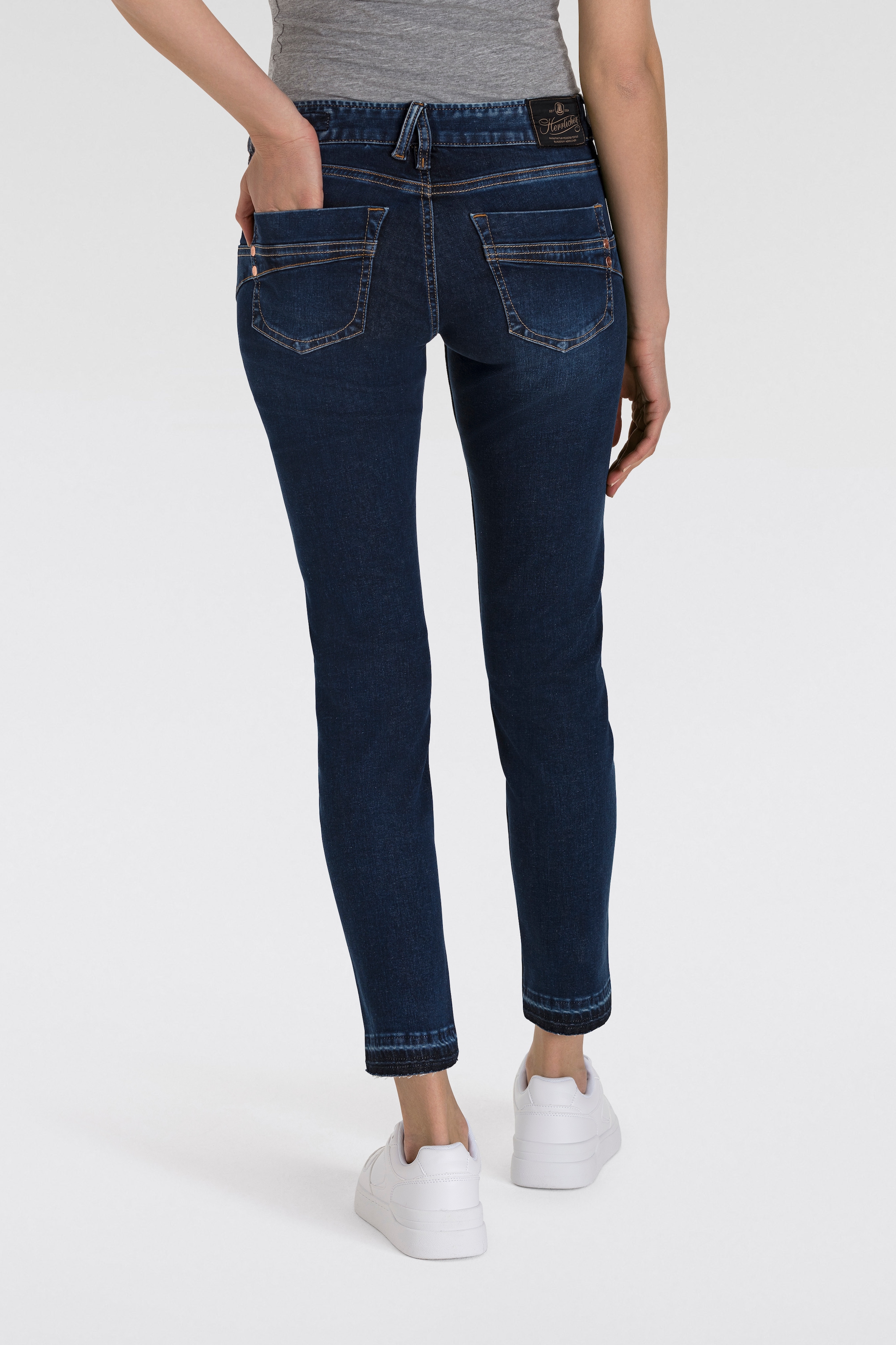 Herrlicher Slim-fit-Jeans »Touch Cropped Reused Denim«, mit verkürzter Länge