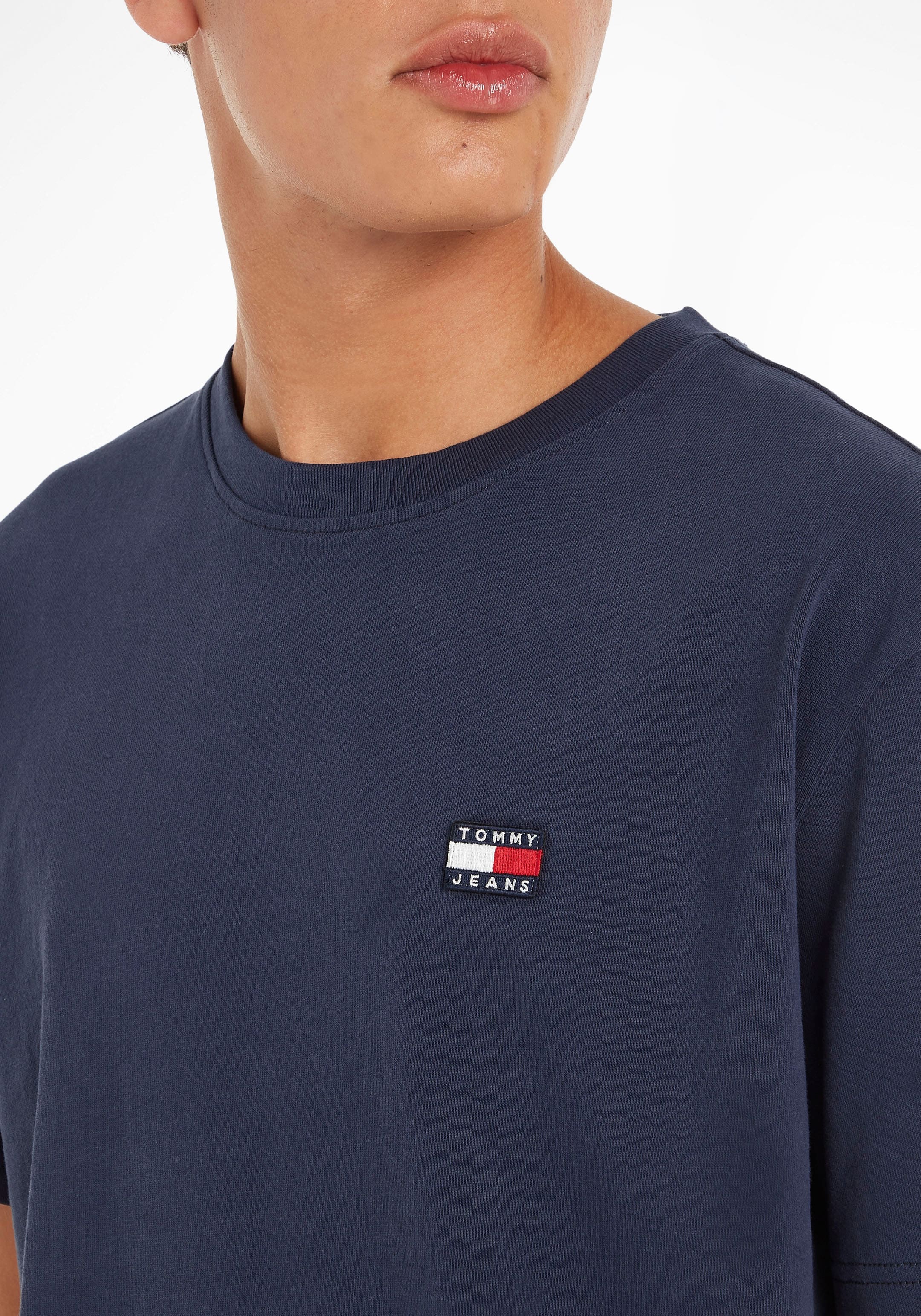 Tommy Jeans T-Shirt »TJM CLSC TOMMY XS BADGE TEE«, mit Rundhalsausschnitt  online kaufen