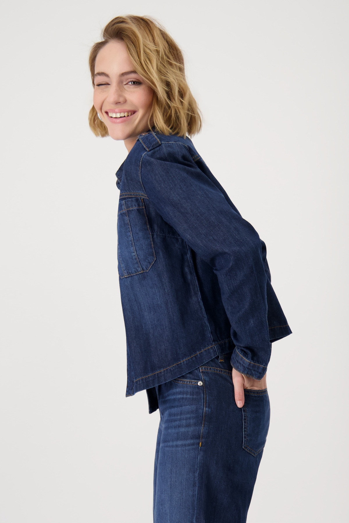 Monari Jeansblazer, mit aufgesetzten Taschen