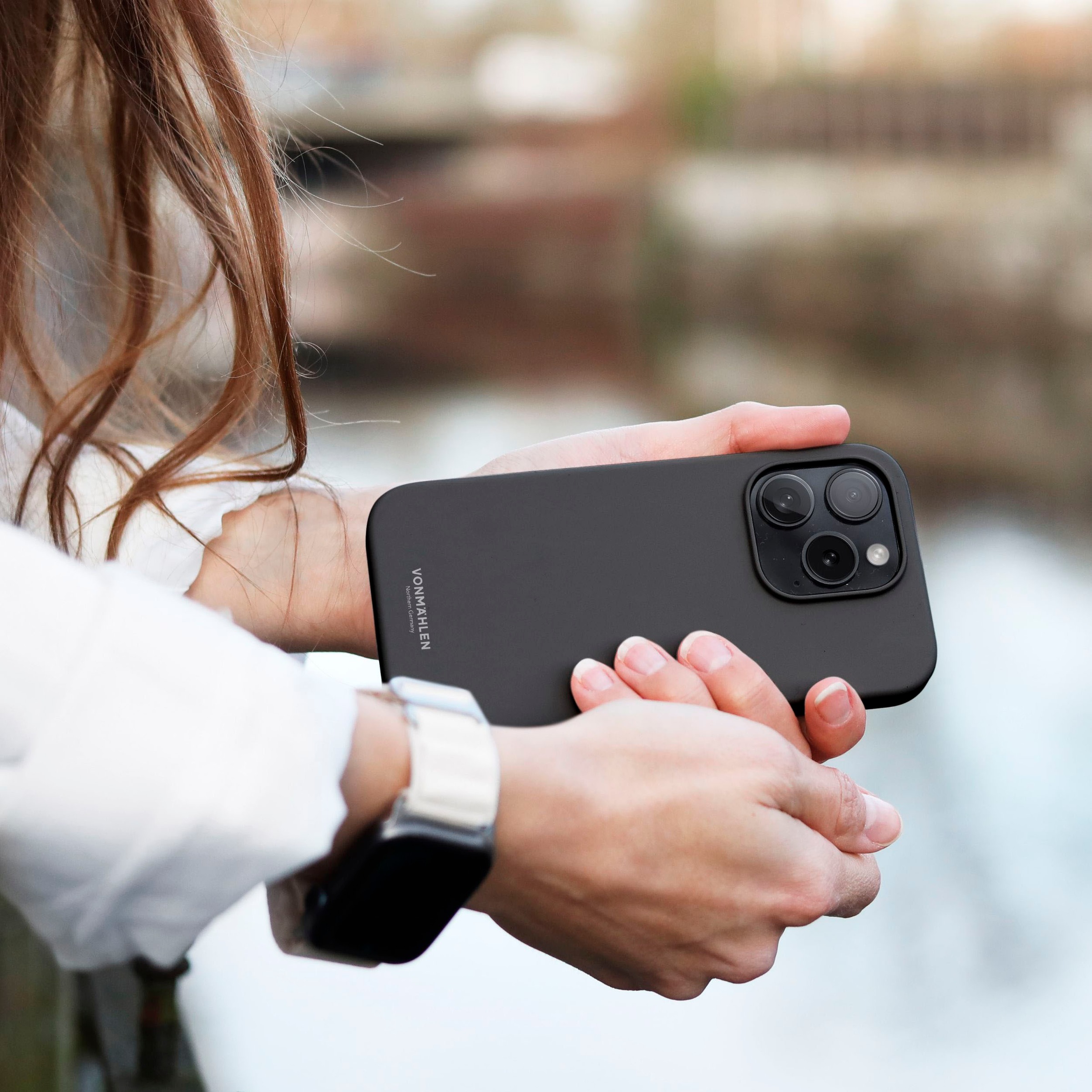 VONMÄHLEN Smartphone-Hülle »iPhone 13 Pro Max, Eco Silicone Case - Black«