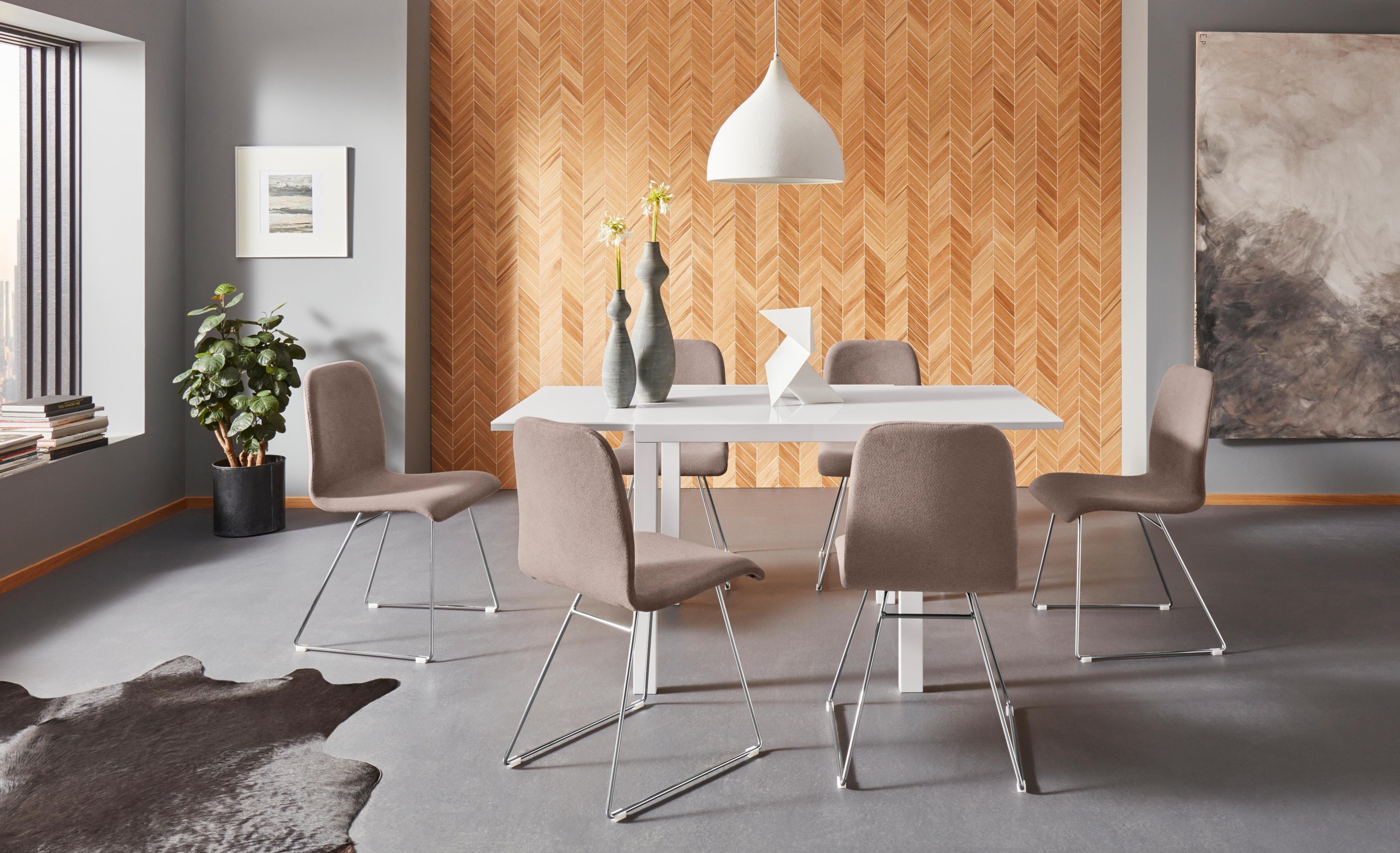 Bild von Places of Style Esstisch »Cora«, mit einer Auszugsfunktion, aus schönem Massivholz