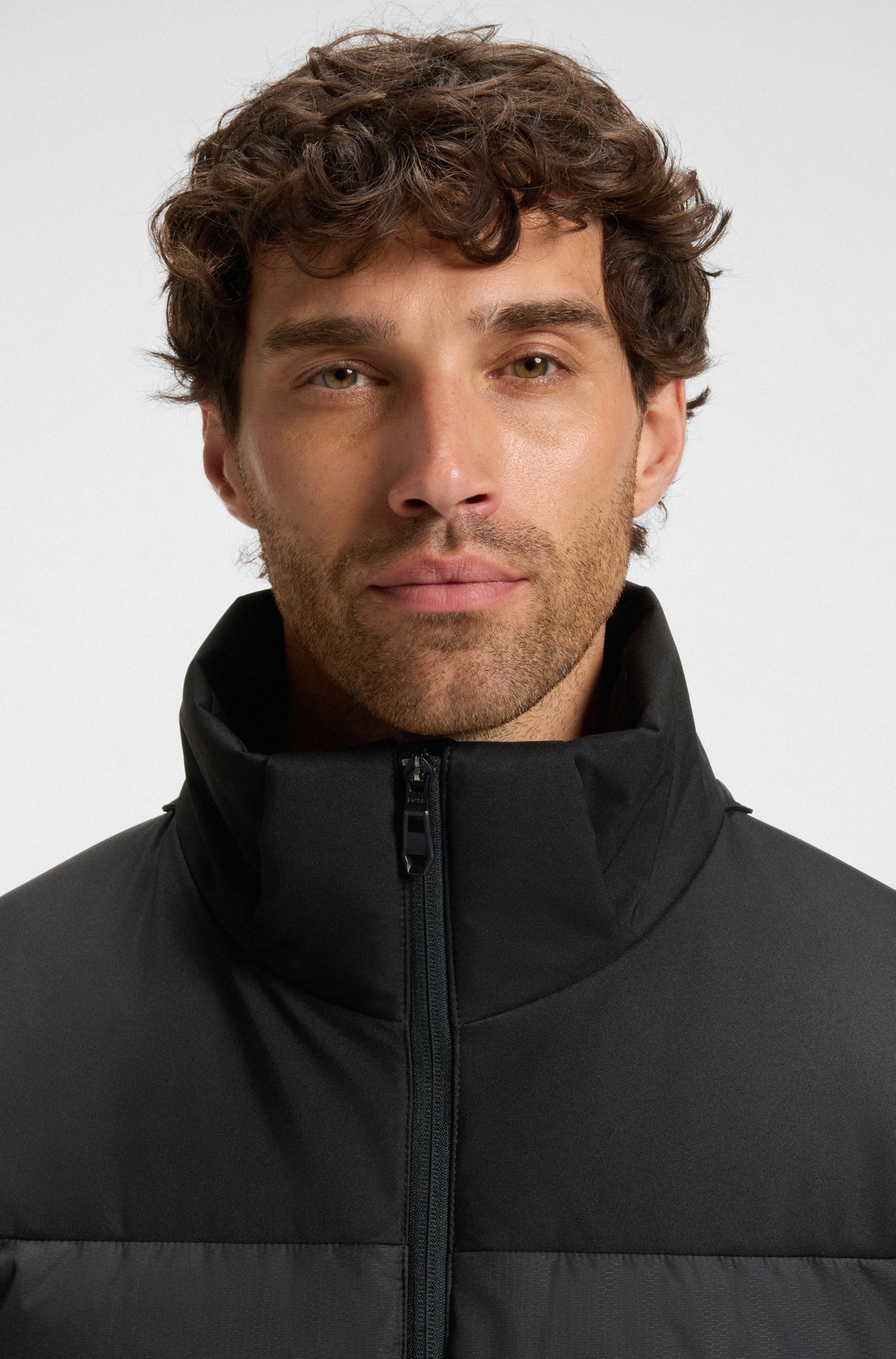 BOSS GREEN Daunenjacke, mit Kapuze, abnehmbare Kapuze, Regular Fit, warm wattiert