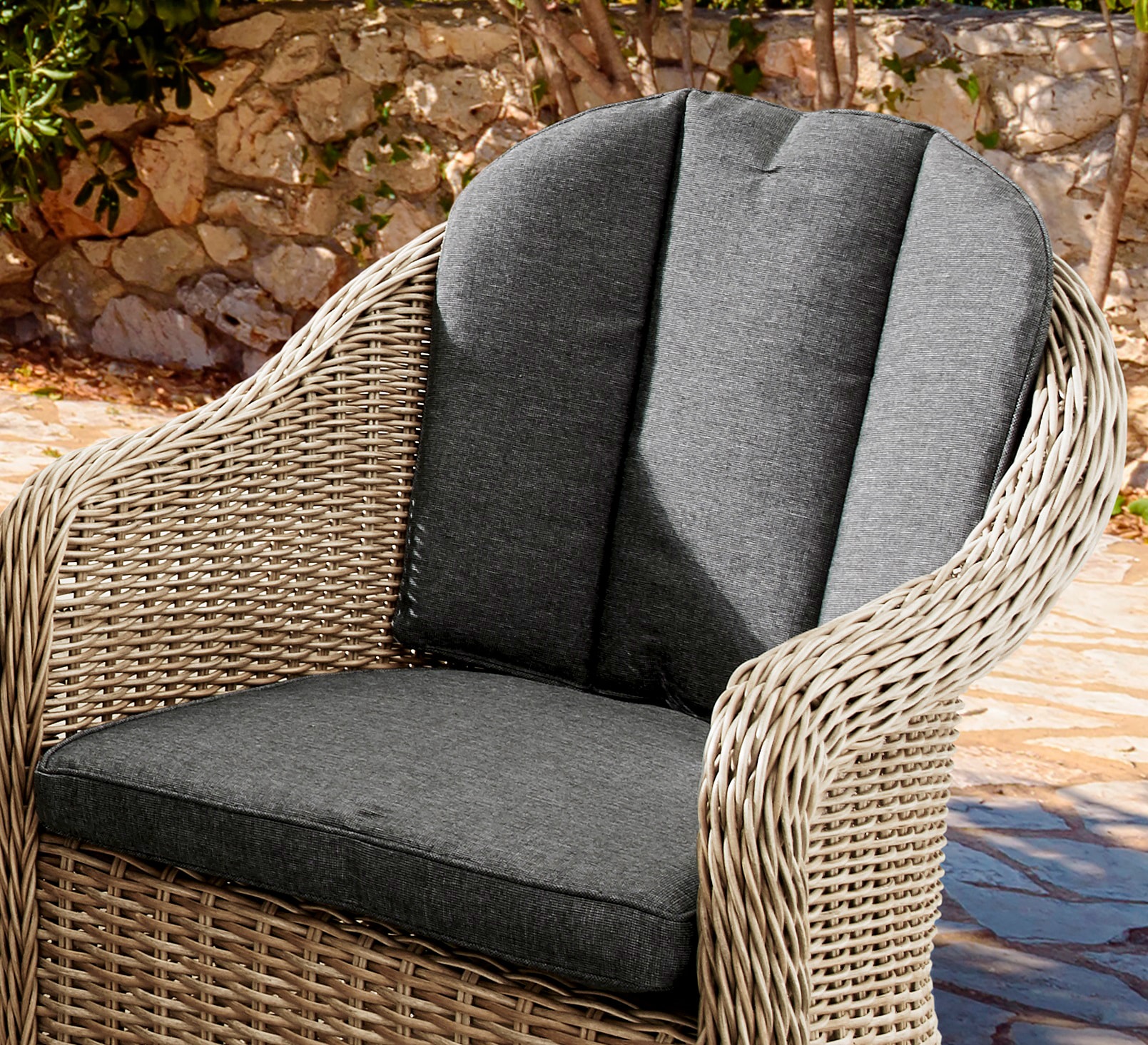 Destiny Garten-Essgruppe »MALAGA LUNA«, (13 tlg., 4x Sessel, 1x Tisch, inkl. Auflagen), Aluminium, Polyrattan