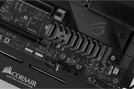 Corsair interne SSD »MP600 PRO XT 4TB M.2 NVMe PCIe Gen. 4«, Anschluss M.2 PCIe 4.0