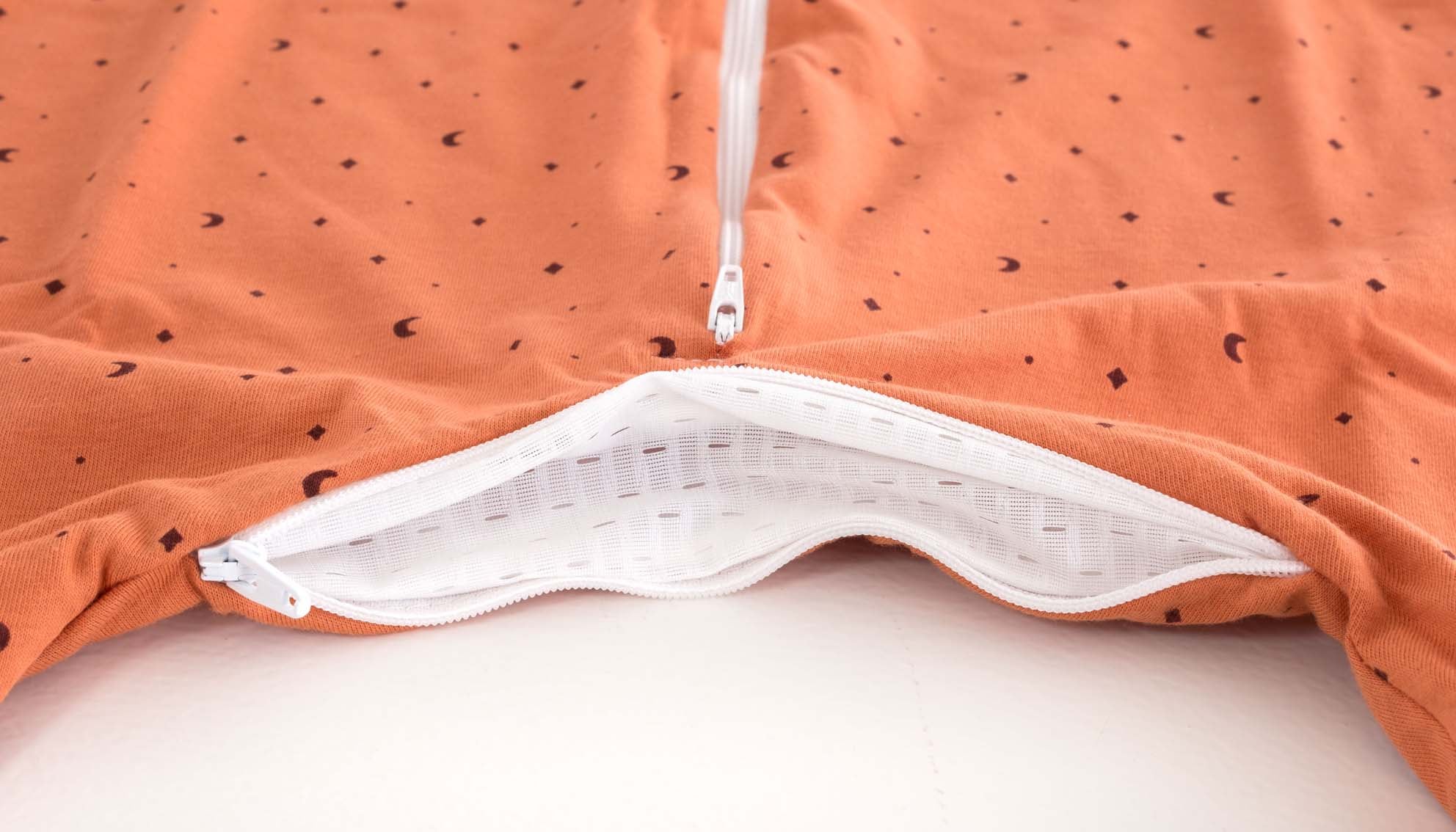 Träumeland Babyschlafsack »Schlafanzug light TO GO Baumwolle Moon rost«, (1 tlg.)