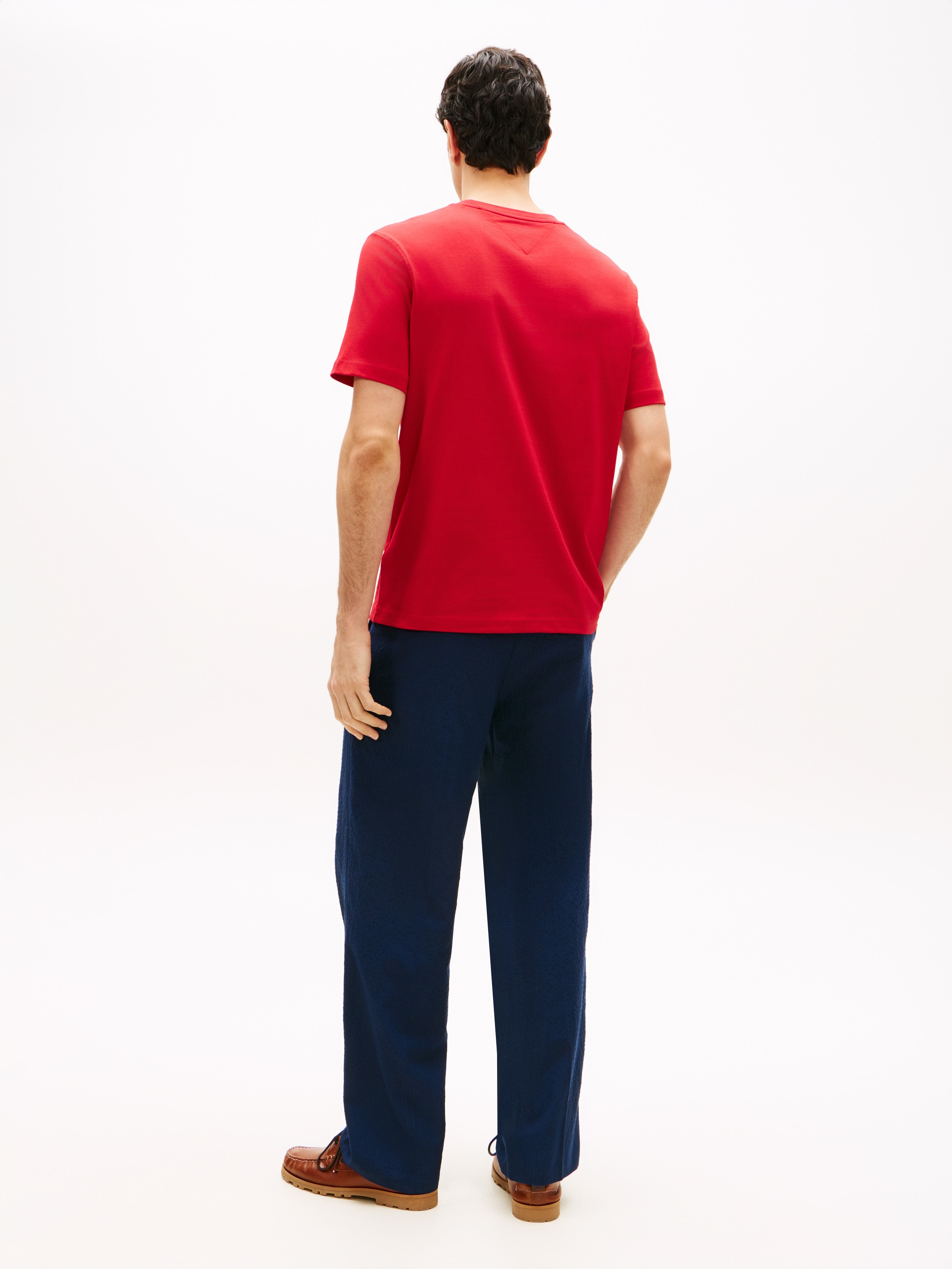 Tommy Hilfiger T-Shirt »BRAND LOVE TEXT STACK« Regular fit mit Rundhalsausschnitt