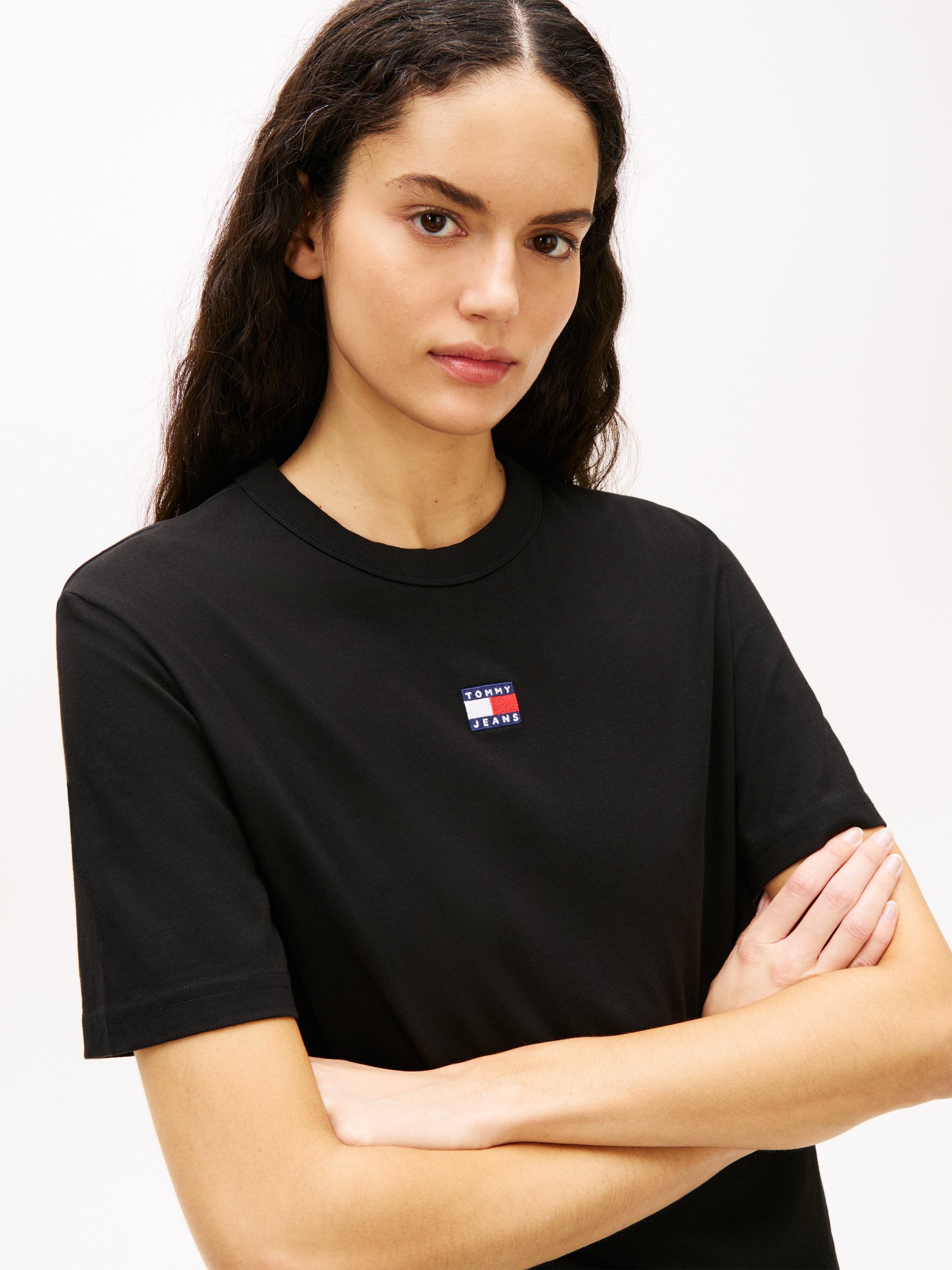 Tommy Jeans Kurzarmshirt »TJW BXY BADGE TEE EXT« im Boxy Fit