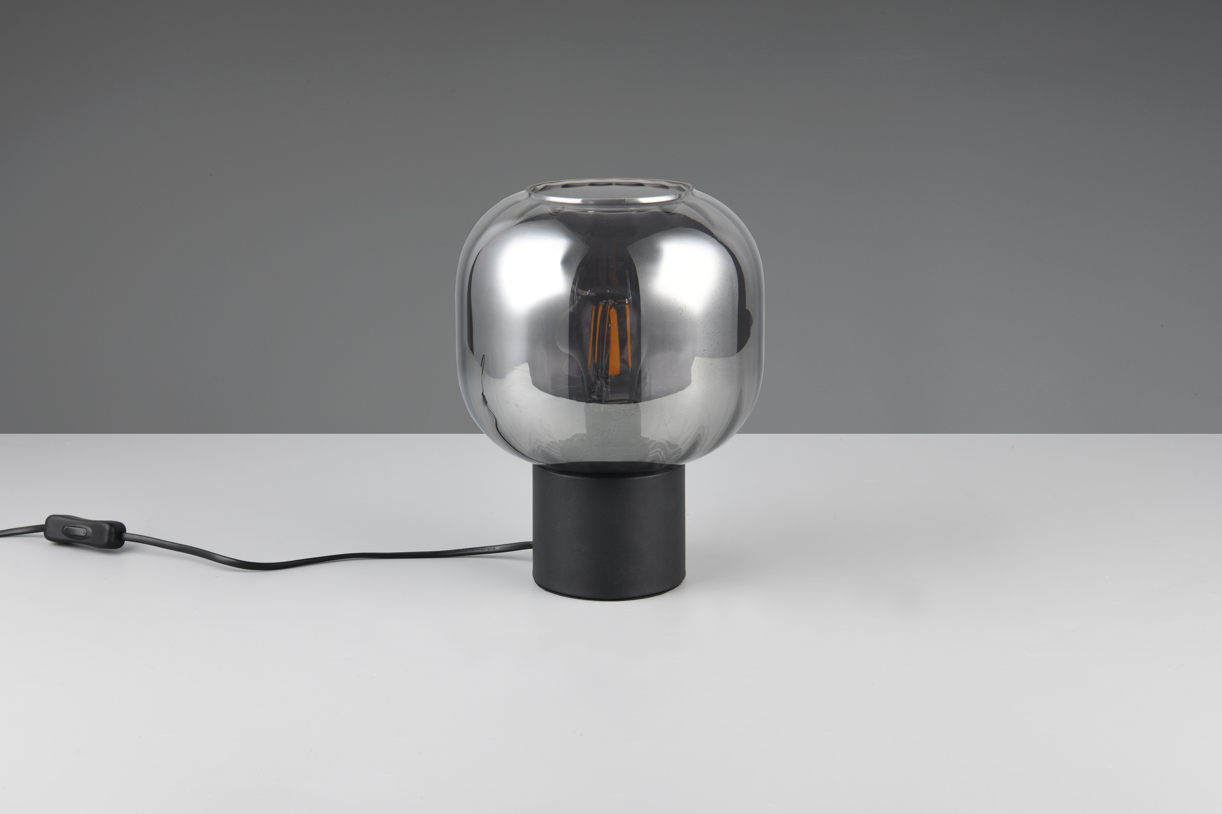 TRIO Leuchten Schreibtischlampe »DIVA, E27 Tischleuchte mit Glasschirm Ø 20cm, exkl 1xE27 max 40W«, 1 flammig, Leuchtmittel E27 | Leuchtmittel wechselbar, Schnurschalter 150cm Kabel Höhe 26cm Nachttischlampe Kommode Sideboard