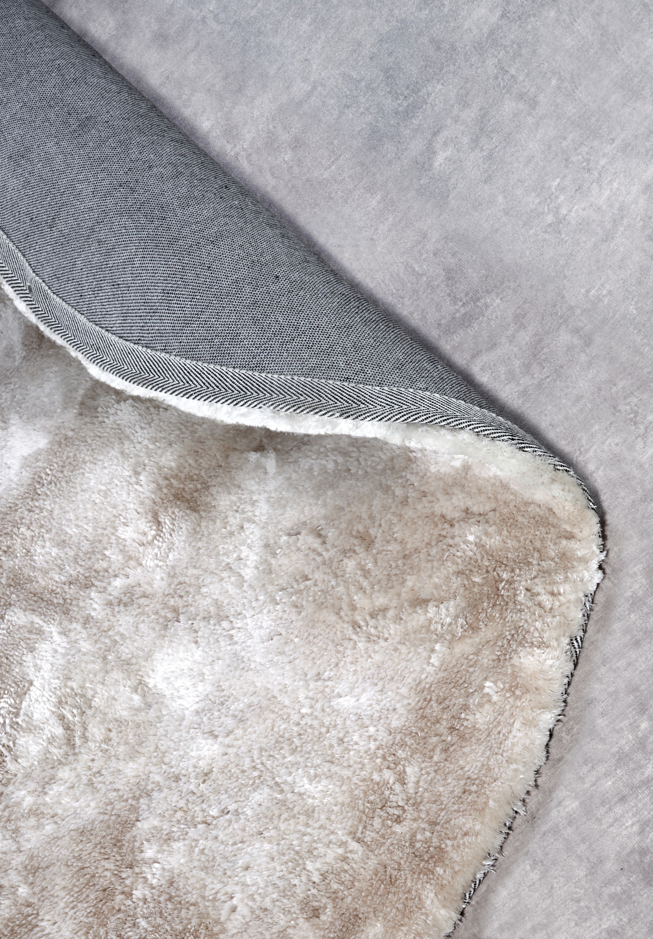 ELLE DECORATION Hochflor-Teppich »Calida«, rund, 28 mm Höhe, Langflor, Shaggy, einfarbig, flauschig, weich, glänzend, modern, uni