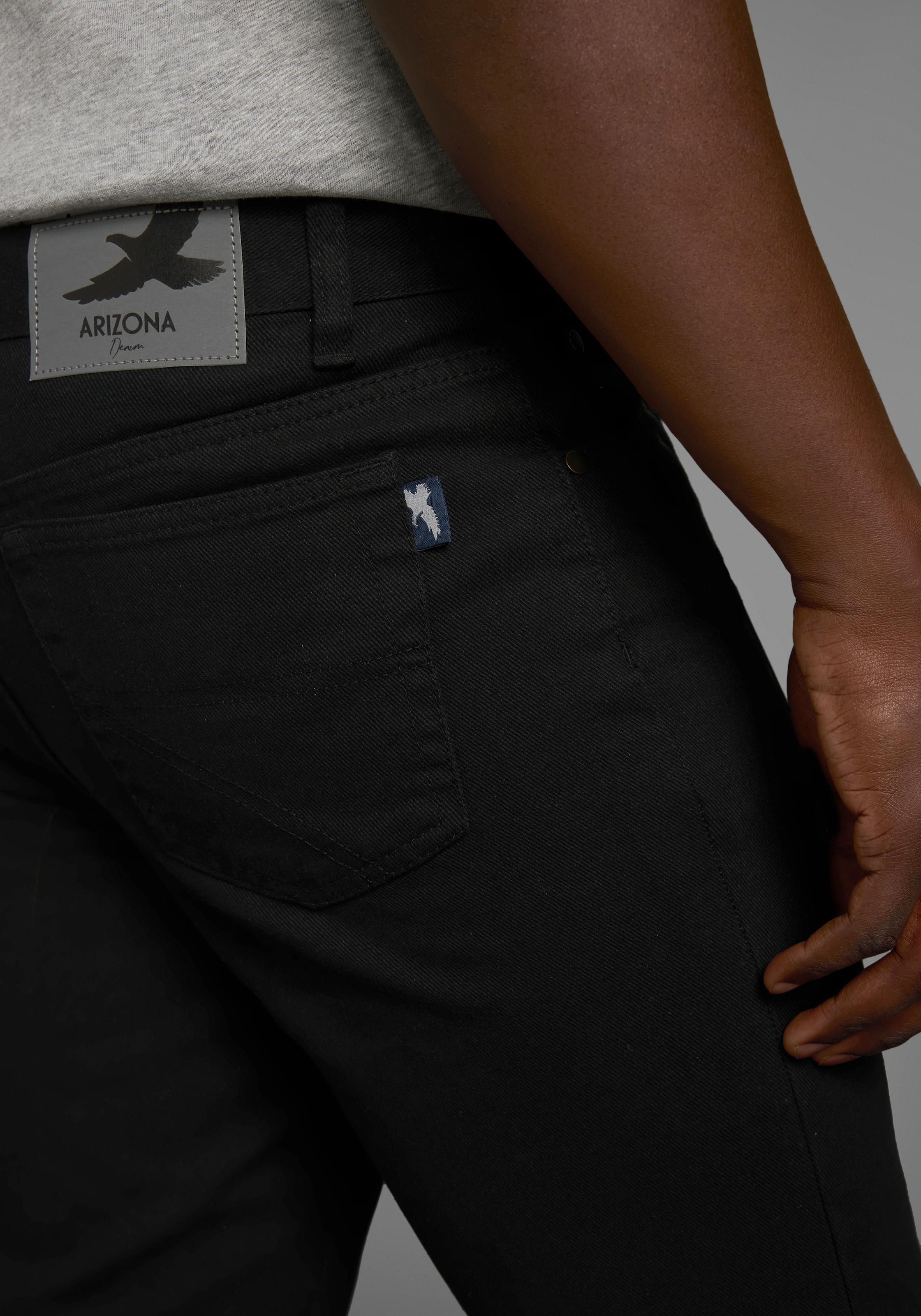 Arizona Regular-fit-Jeans »James«, regular fit, gerades Bein, Five-Pocket-Form, normale Leibhöhe