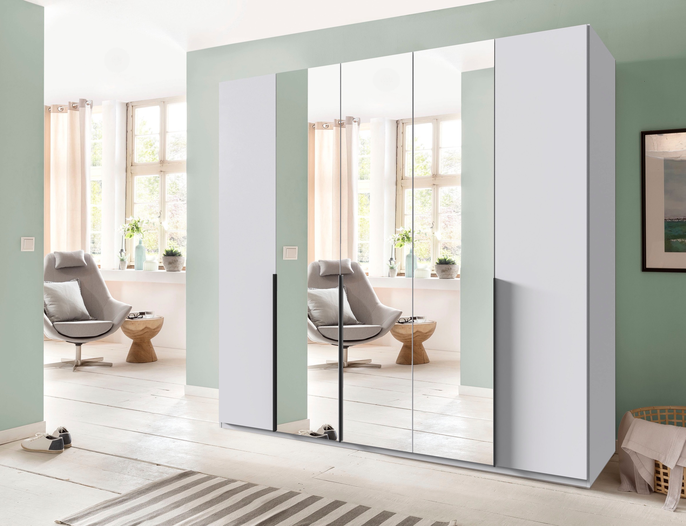 Wimex Kleiderschrank »Mugano, in 5 Breiten und 2 Höhen, Made in Germany«, (in Basic oder Premium Ausstattung mit 2 weiteren Einlegeböden), mit langen Griffstangen aus Metall, wahlweise mit oder ohne Spiegel