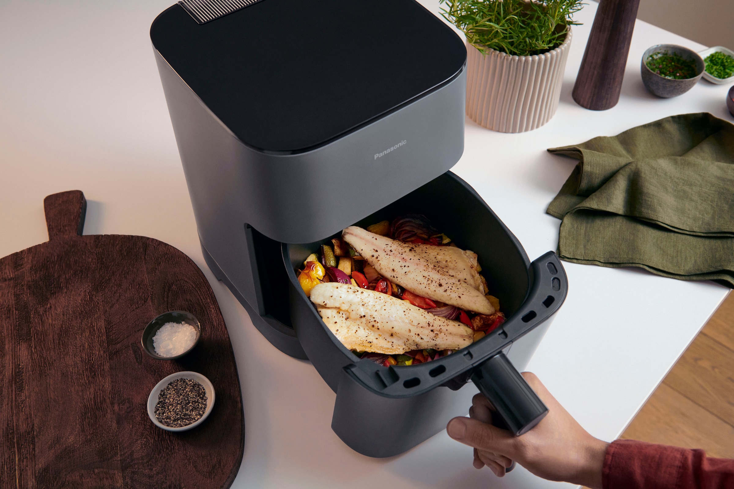 Panasonic Heißluftfritteuse »NF-CC500SXE«, 1450 W