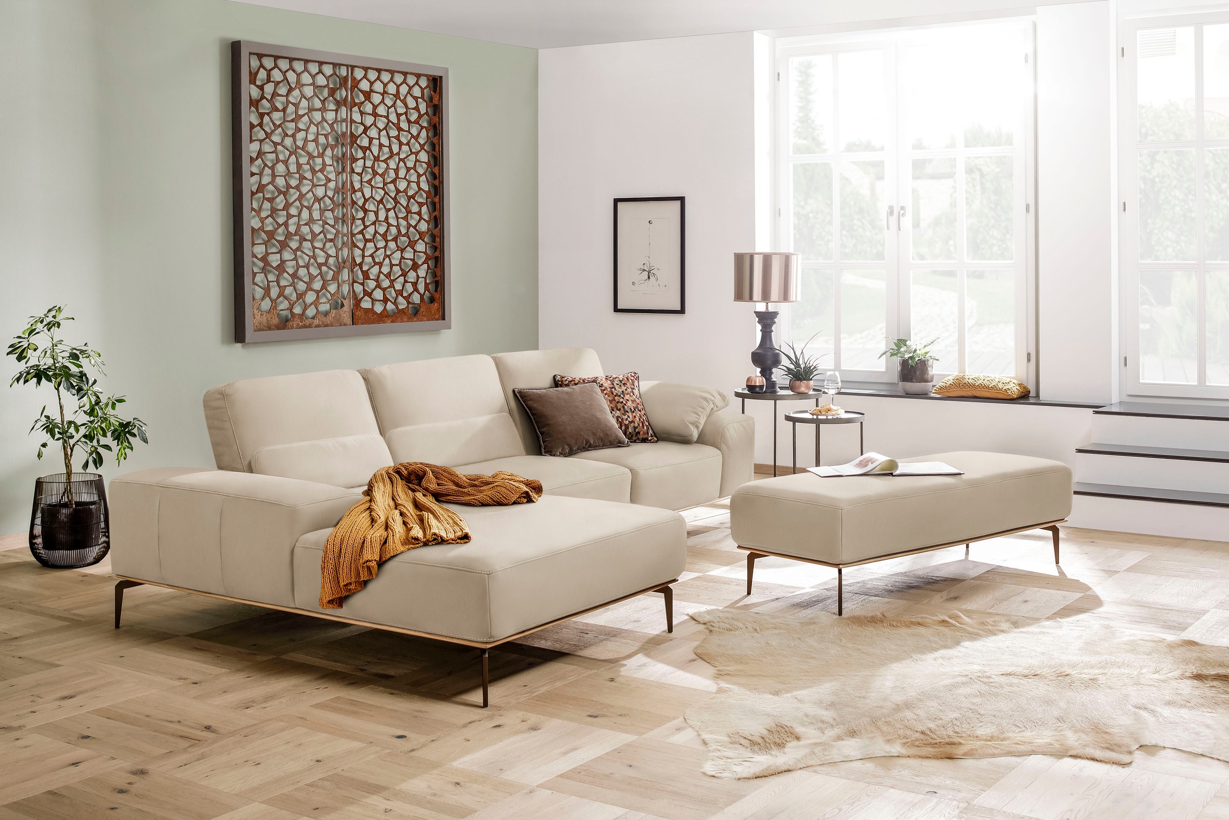 W.SCHILLIG Ecksofa »run, Designsofa mit tollem Sitzkomfort, bequem, L-Form«, mit Holzsockel, Füße in Bronze pulverbeschichtet, Breite 319 cm