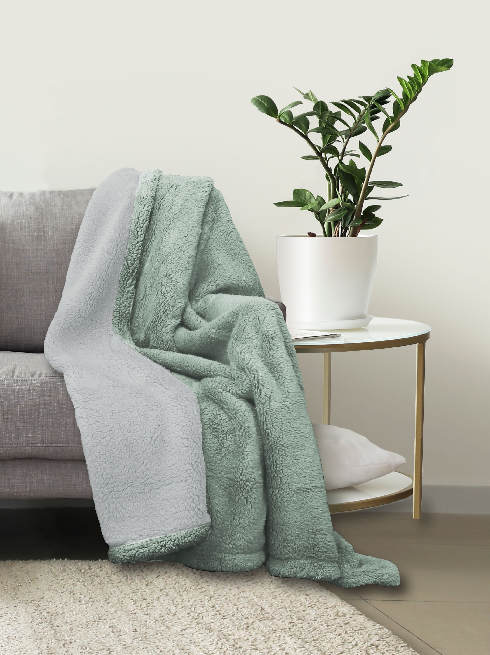 Biberna Tagesdecke »Tagesdecke Sherpa«, Kuscheldecke, superweiche + warme Sherpa Wende-Decke