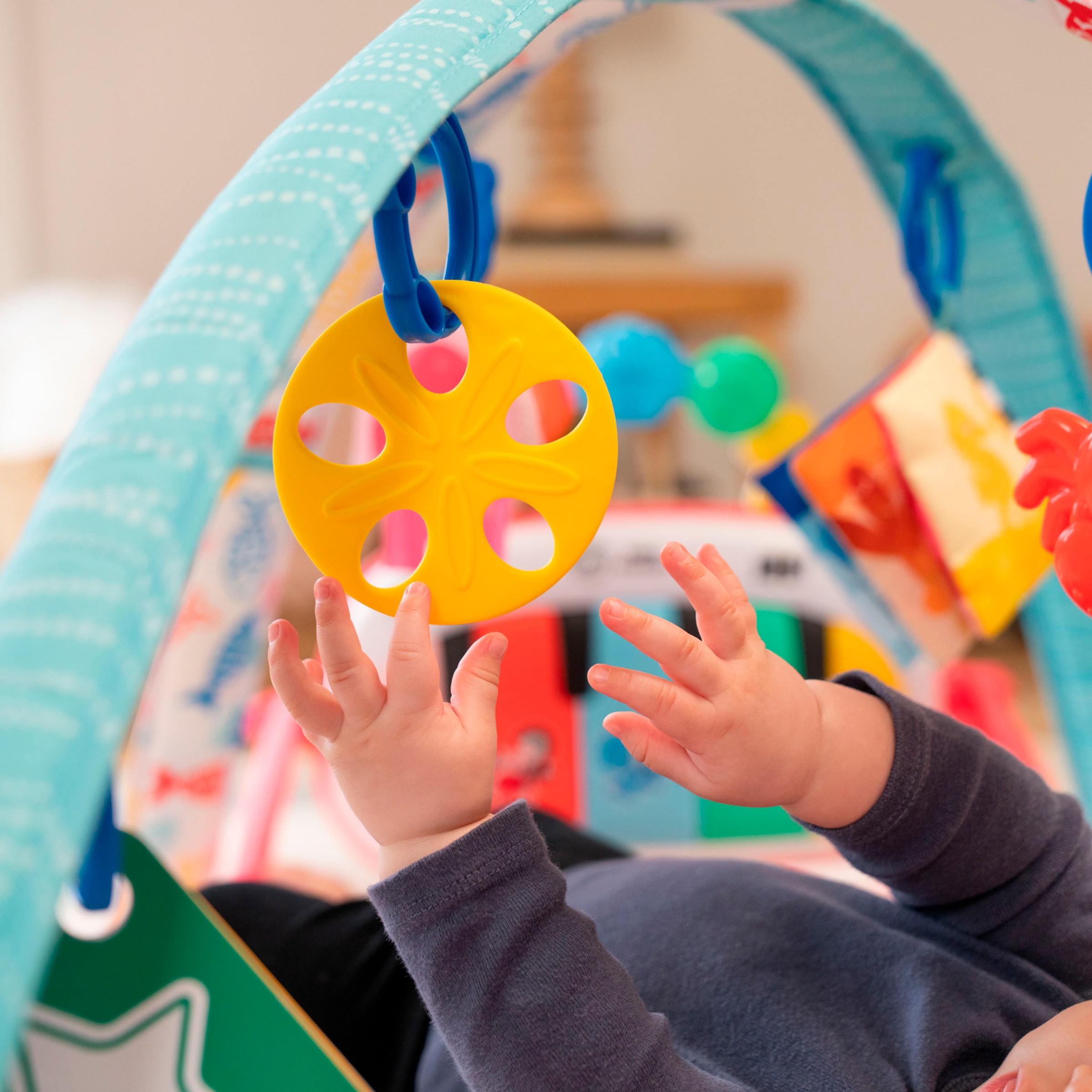 Baby Einstein Spielbogen »4-in-1 Kickin’ Tunes Jellyfish Jamboree Music & Language Discovery Gym«, mit Soundeffekt