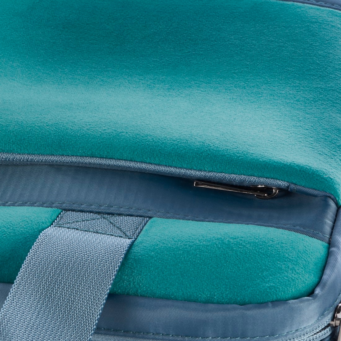Hama Laptoptasche »Laptoptasche 34-36 cm (13.3"-14.1"), Tabletfach bis 28 cm (11"), samt«