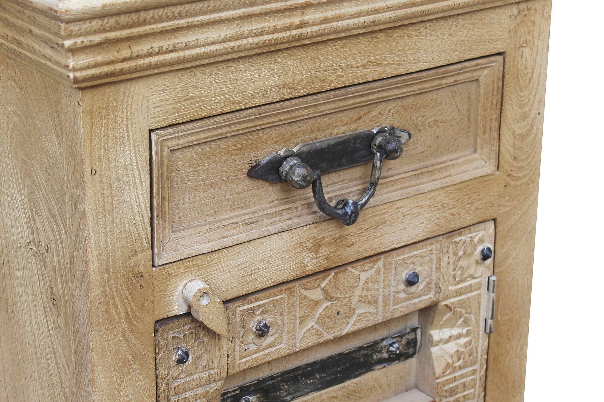 SIT Kommode »Daipur« mit aufwändigen Schnitzereien versehen