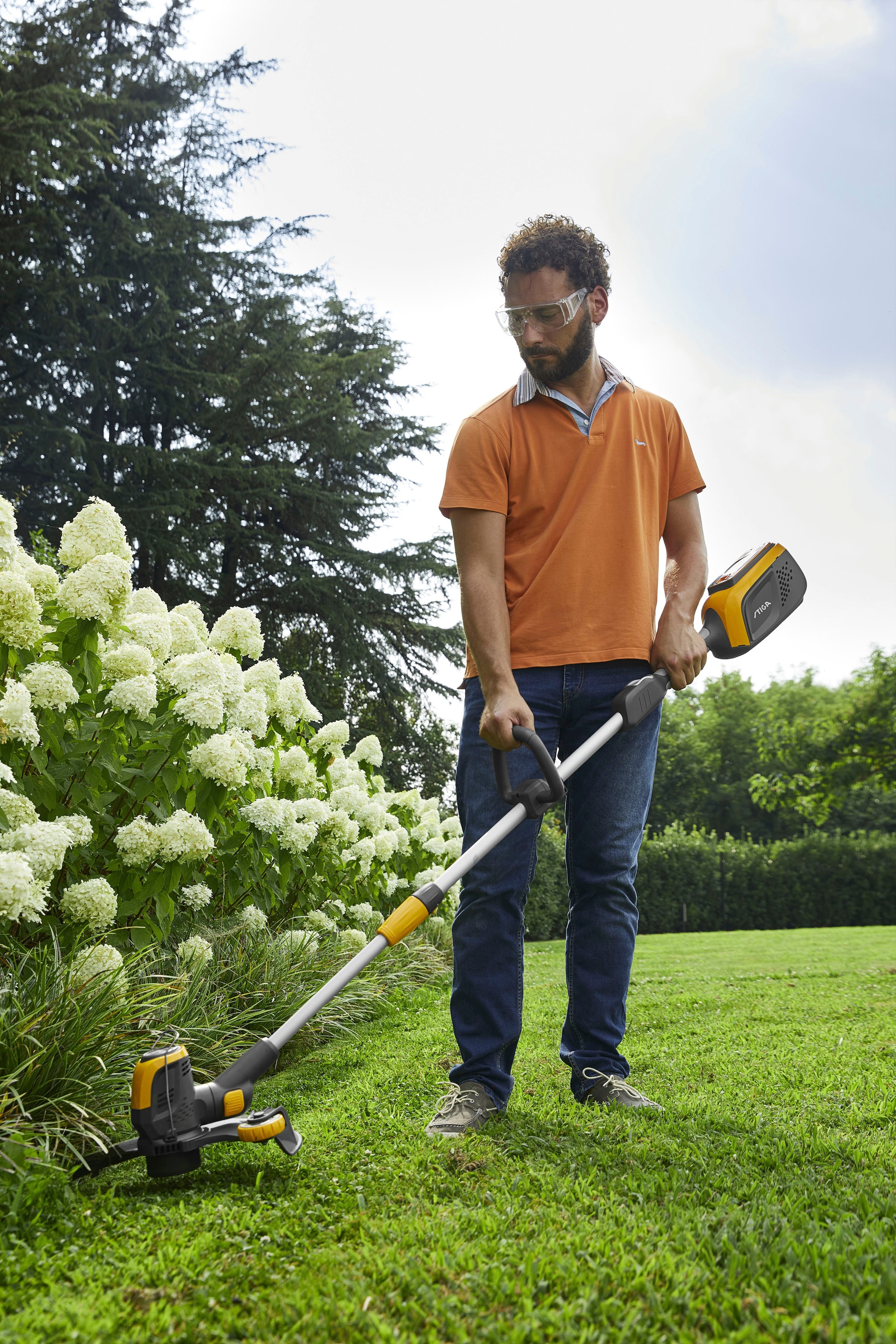 STIGA GARDEN Akku-Rasentrimmer »GT 500e«, (Spar-Set), mit Akku 48V/ 2Ah und Ladegerät