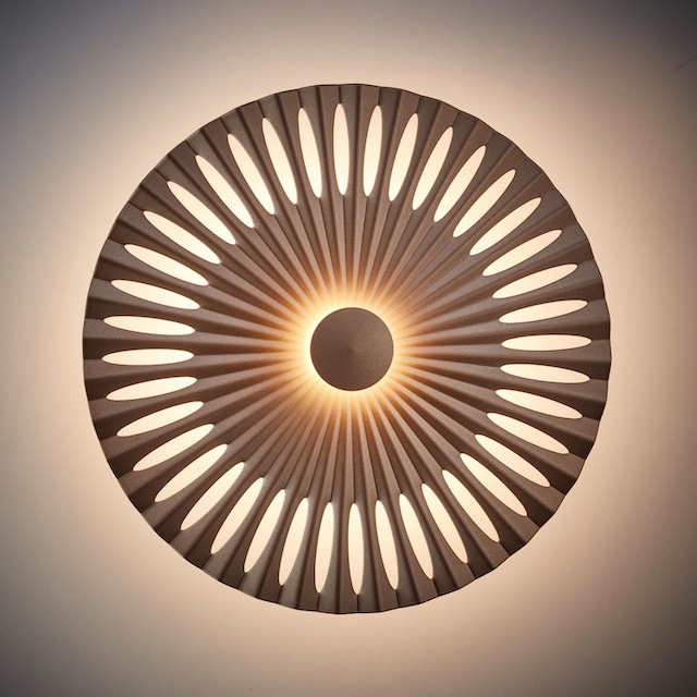 Brilliant LED Wandleuchte »Phinx«, 1 flammig-flammig, Ø 32 cm, dekorativer  Lichteffekt, 1300 lm, warmweiß, Aluminium, braun online bestellen