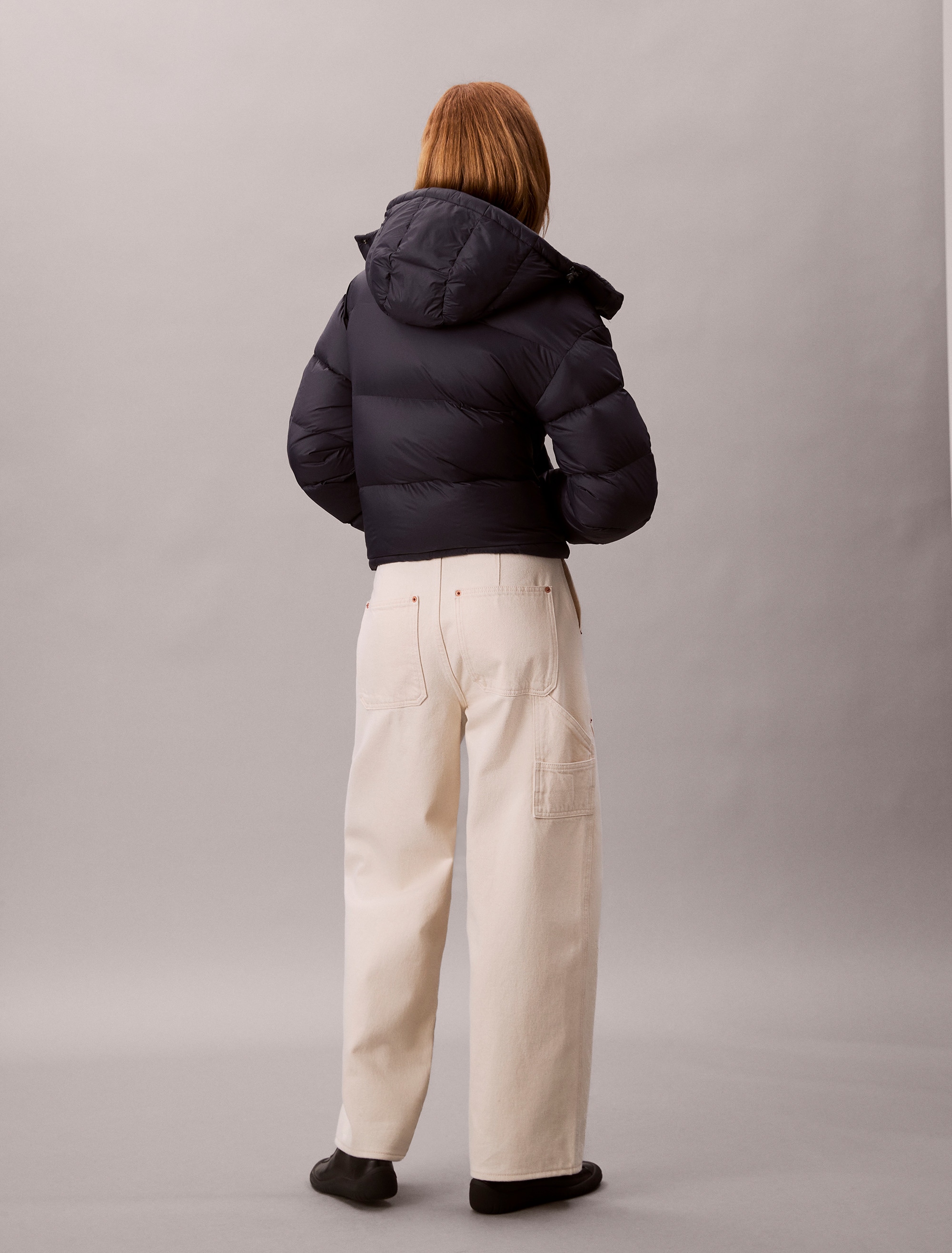 Calvin Klein Jeans Steppjacke »ESSENTIAL MIDWEIGHT PUFFER JACKE«, mit Kapuze, Mit Rundhalsausschnitt, regular fit