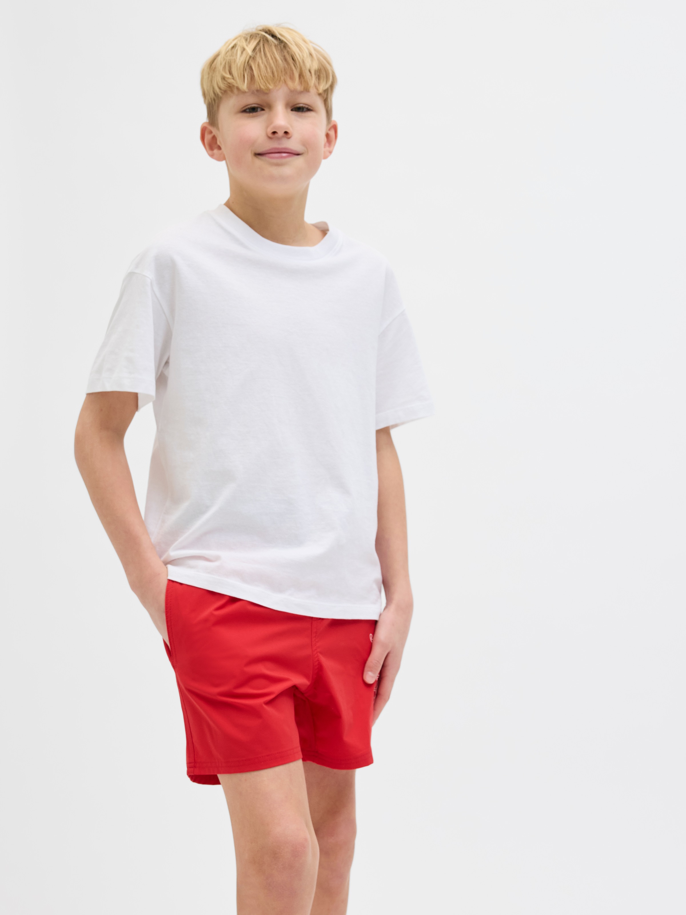 Jack & Jones Junior Badeshorts »JPSTMAUI mit Logoprint und praktischen Taschen«, bedruckt, modisch, regular fit, Web