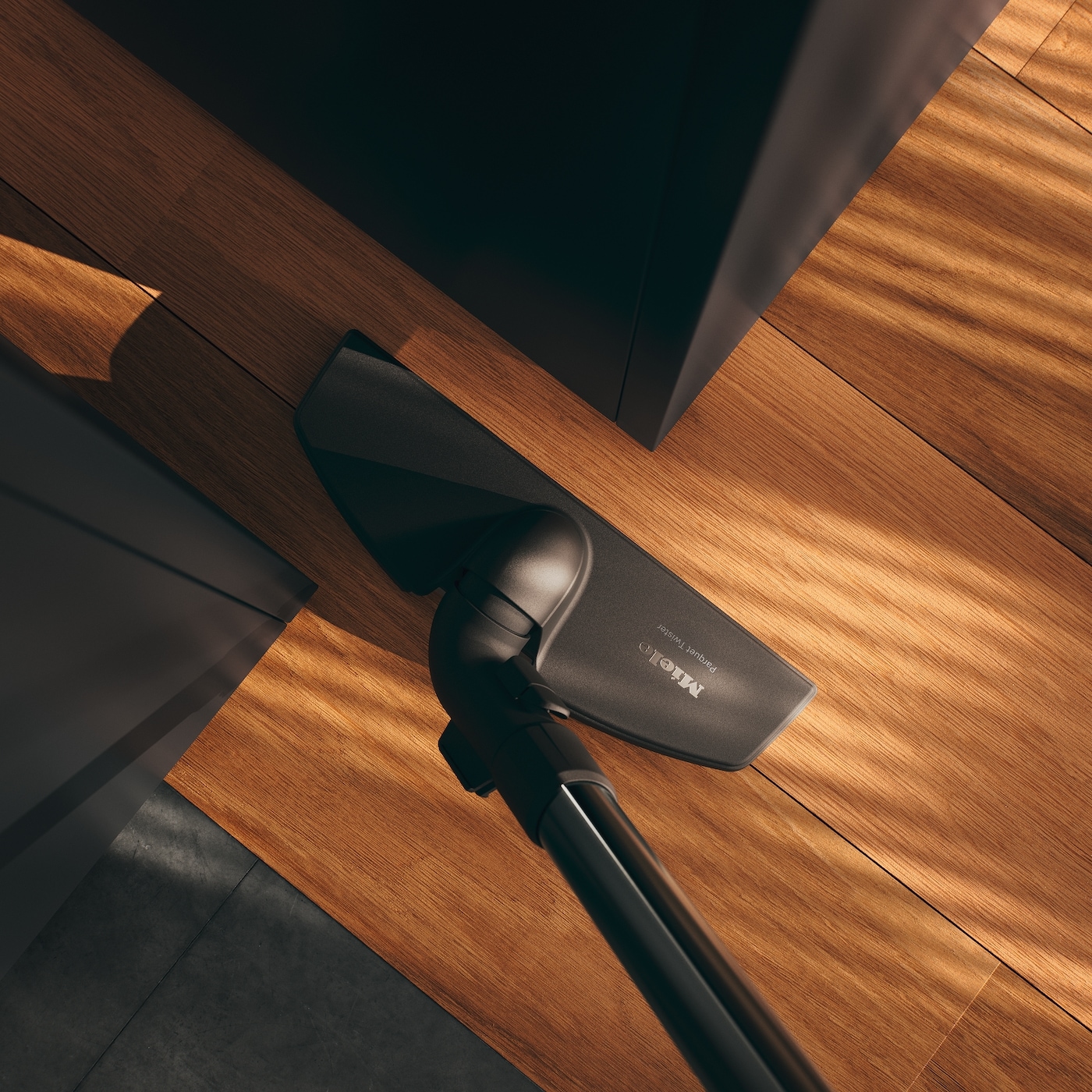 Miele Bodenstaubsauger »Blizzard CX1 Comfort« 890 W beutellos