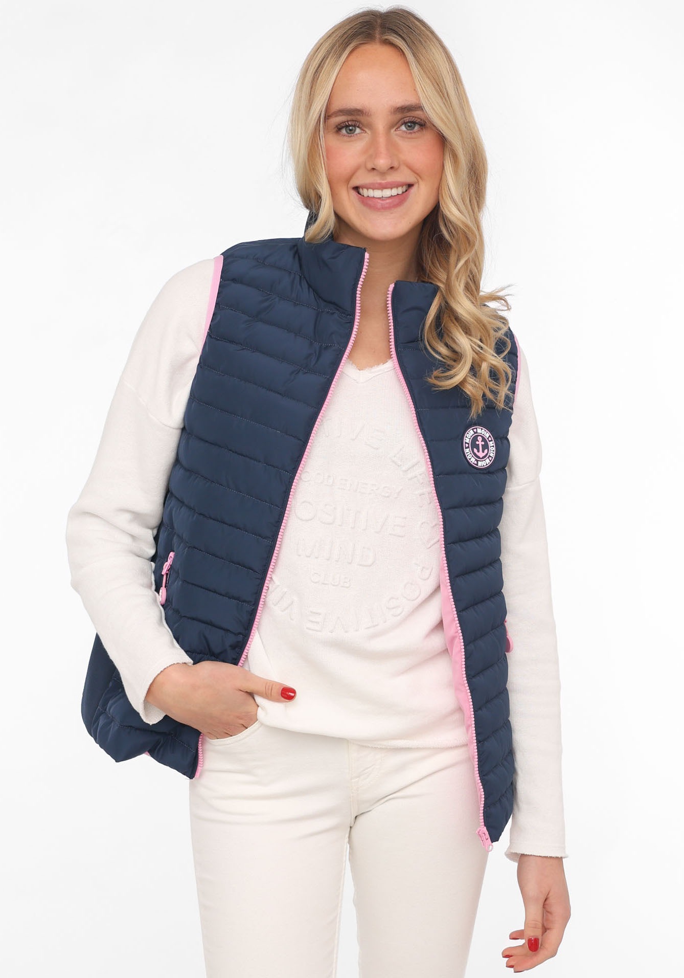 ZWILLINGSHERZ Steppweste Anker-Print, Reißverschluss-Taschen, Stehkragen, maritim, modisch marine M M Damen-Weste von Zwillingsherz