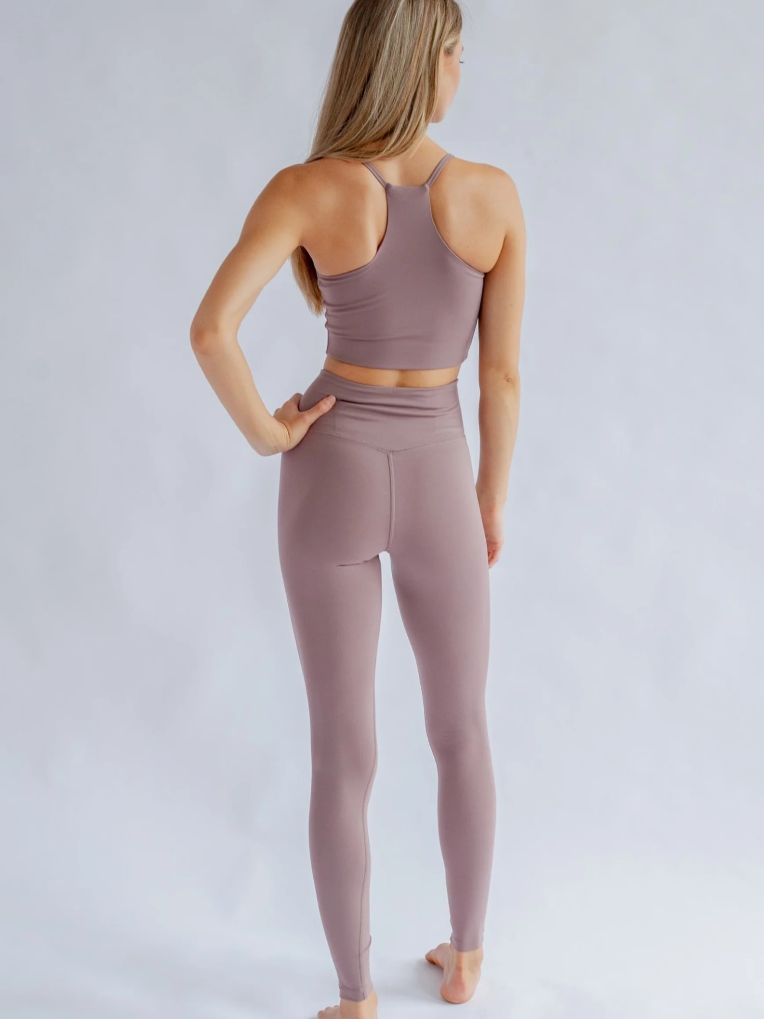 GIRLFRIEND COLLECTIVE Chinohose »Girlfriend Collective Trousers High-rise«