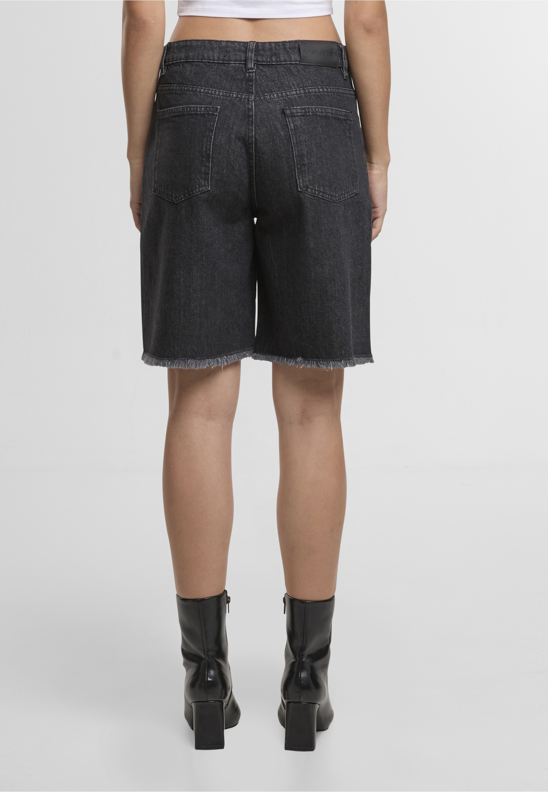 2Y Studios Jeansshorts »2Y Studios Tima Shorts«