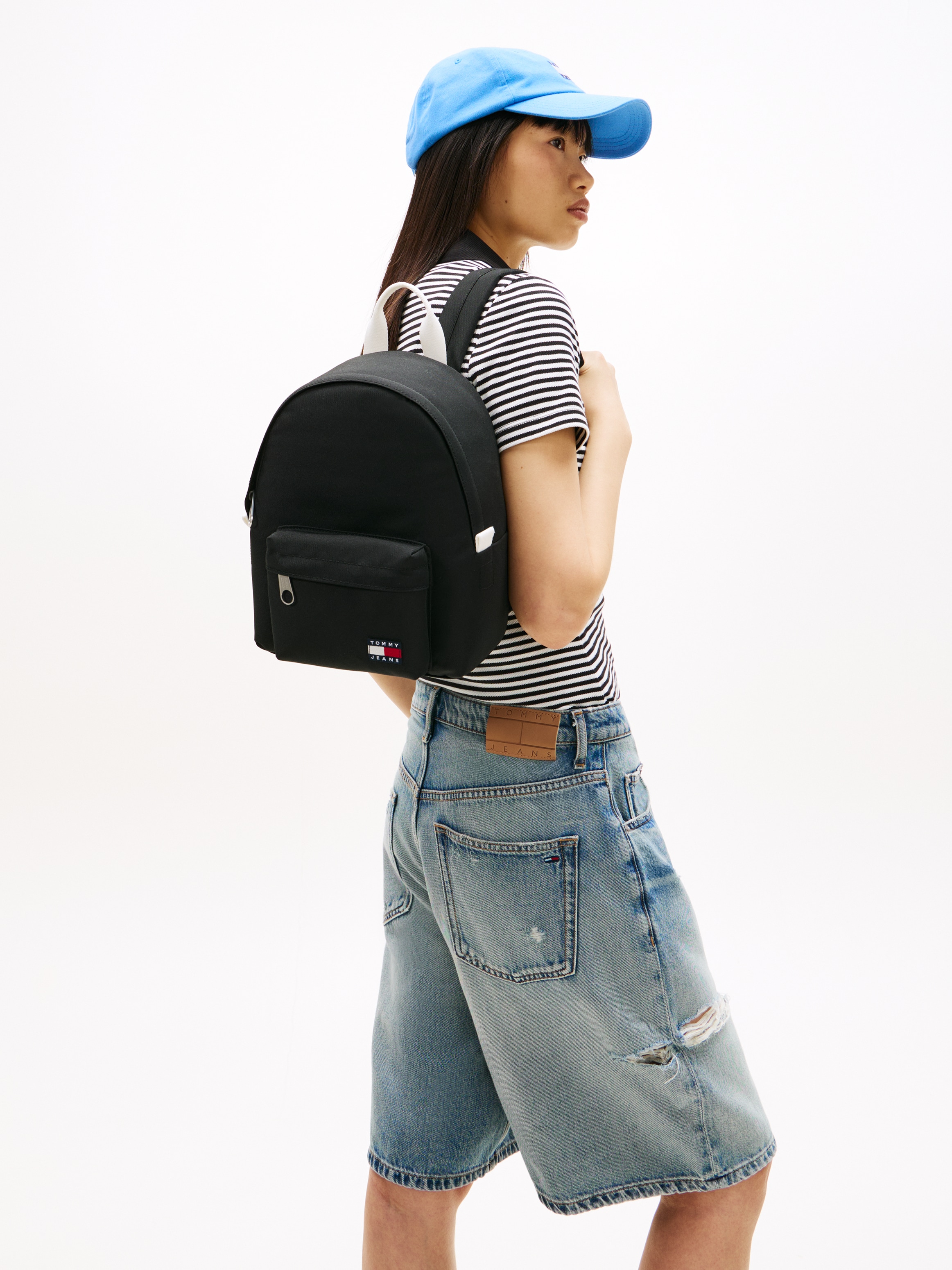 Tommy Jeans Cityrucksack »TJW ESS DAILY DOME BACKPACK« Unisex Reiserucksack, Freizeitrucksack mit kontrastfarbigen Tragegriff