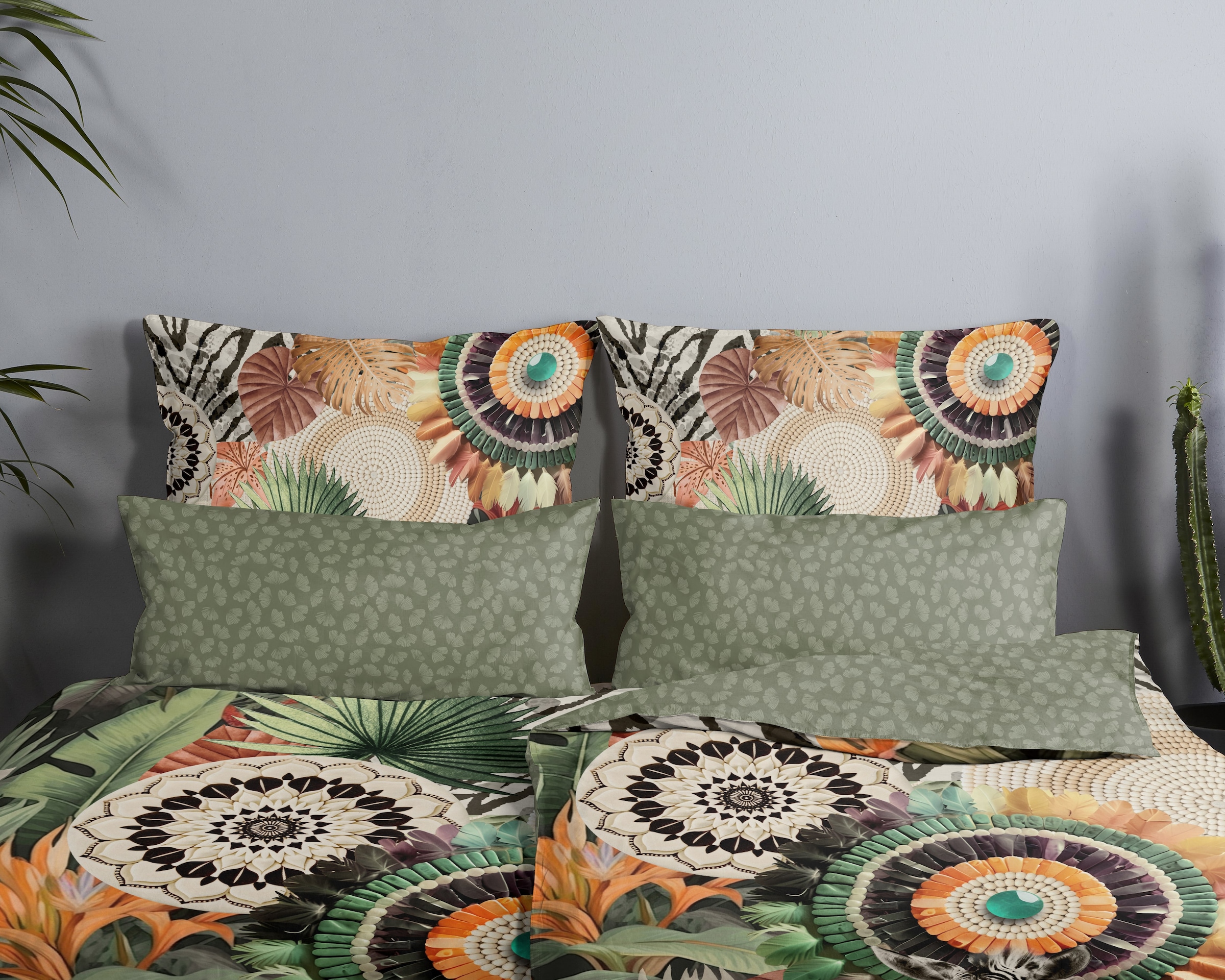 hip Wendebettwäsche »Janay« 2 Satin, Reißverschluss, Wendeoptik, Mandala, Zebra, grün
