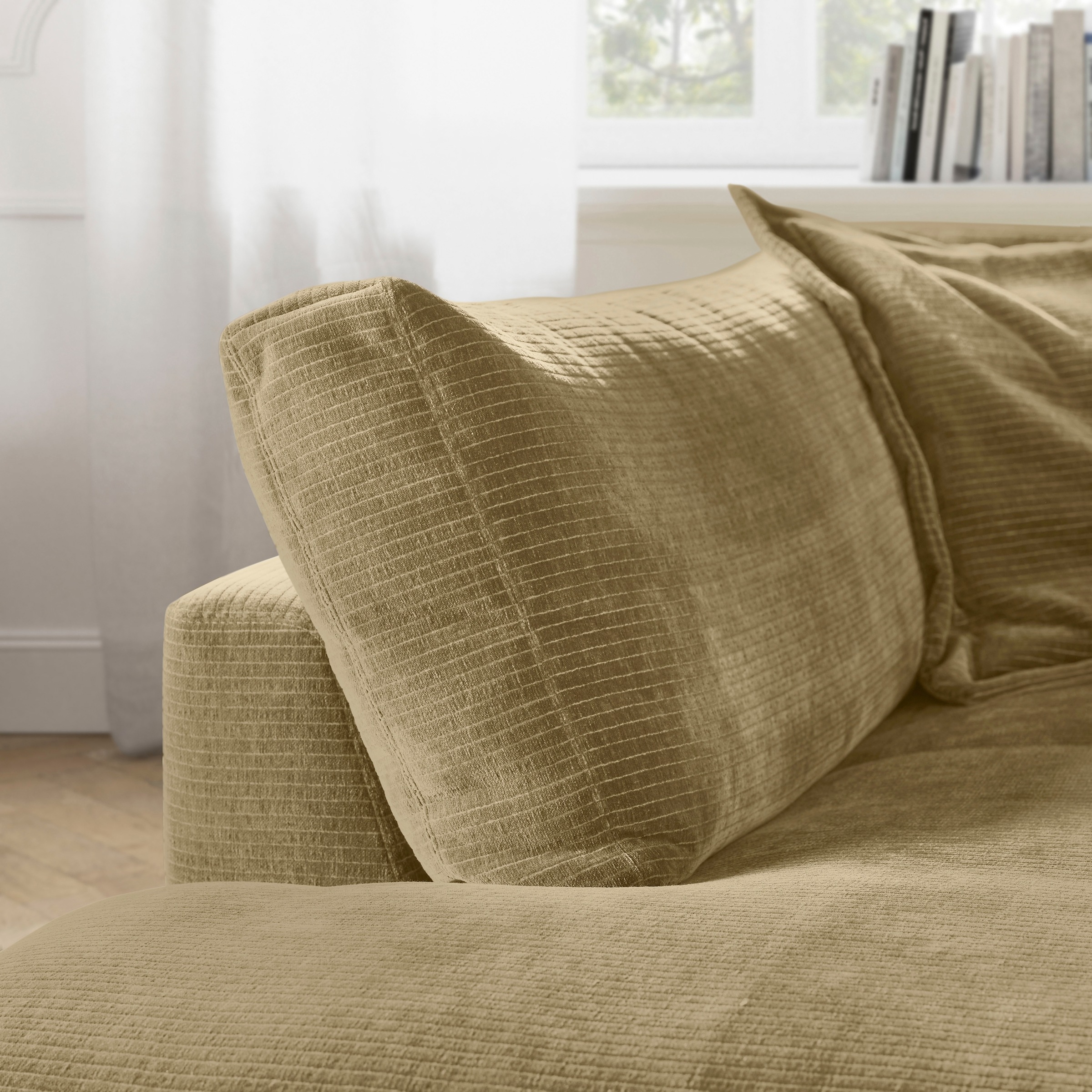 Musterring Ecksofa »Lucia«, mit großem Longchair, verschiedene Farben, B304 x T224 cm