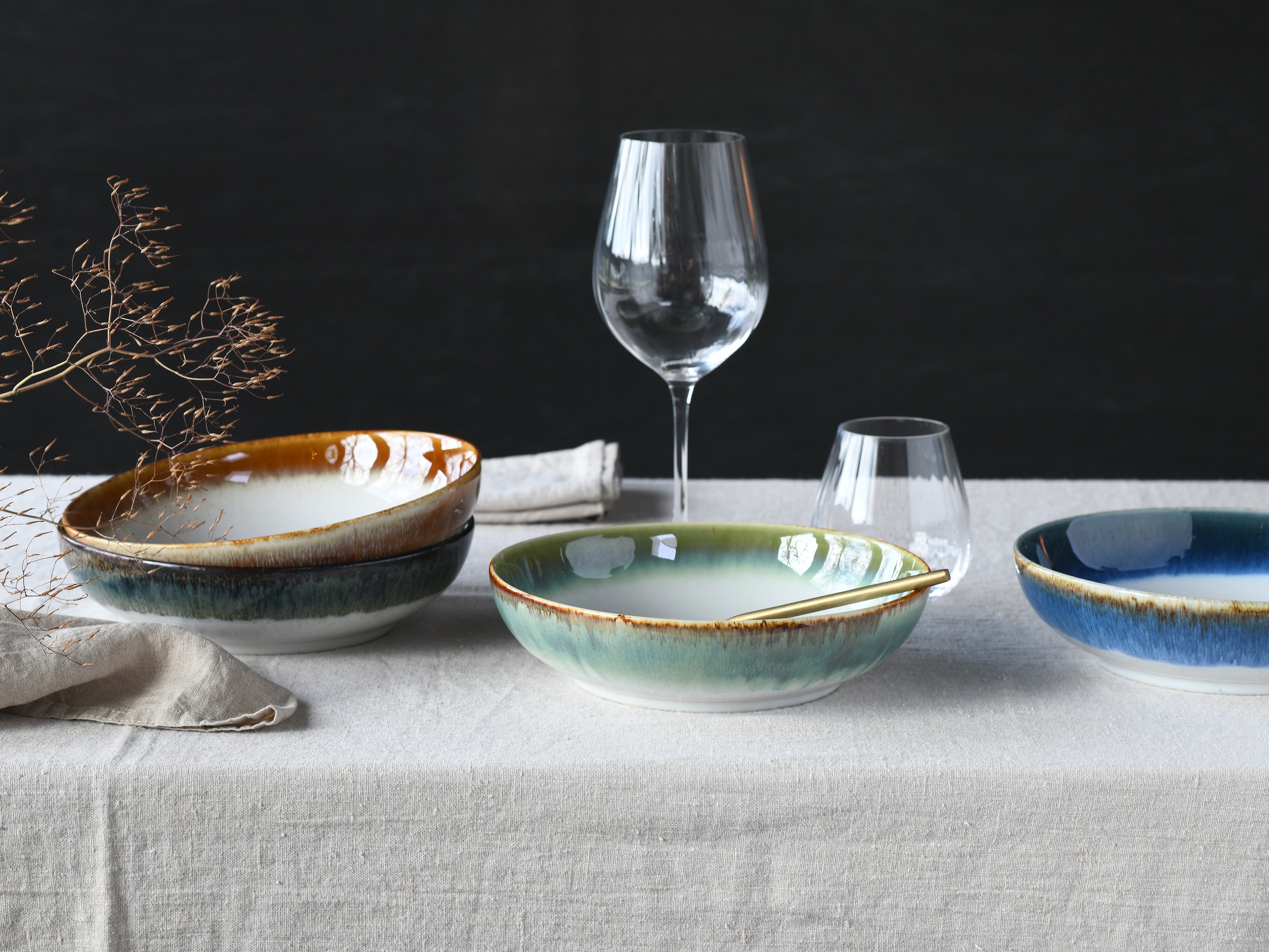 CreaTable Schale »Cascade, Poke Bowl 22,5 cm 4-tlg«, 4 tlg., aus Steinzeug, Rekativglasur, Healthy Food