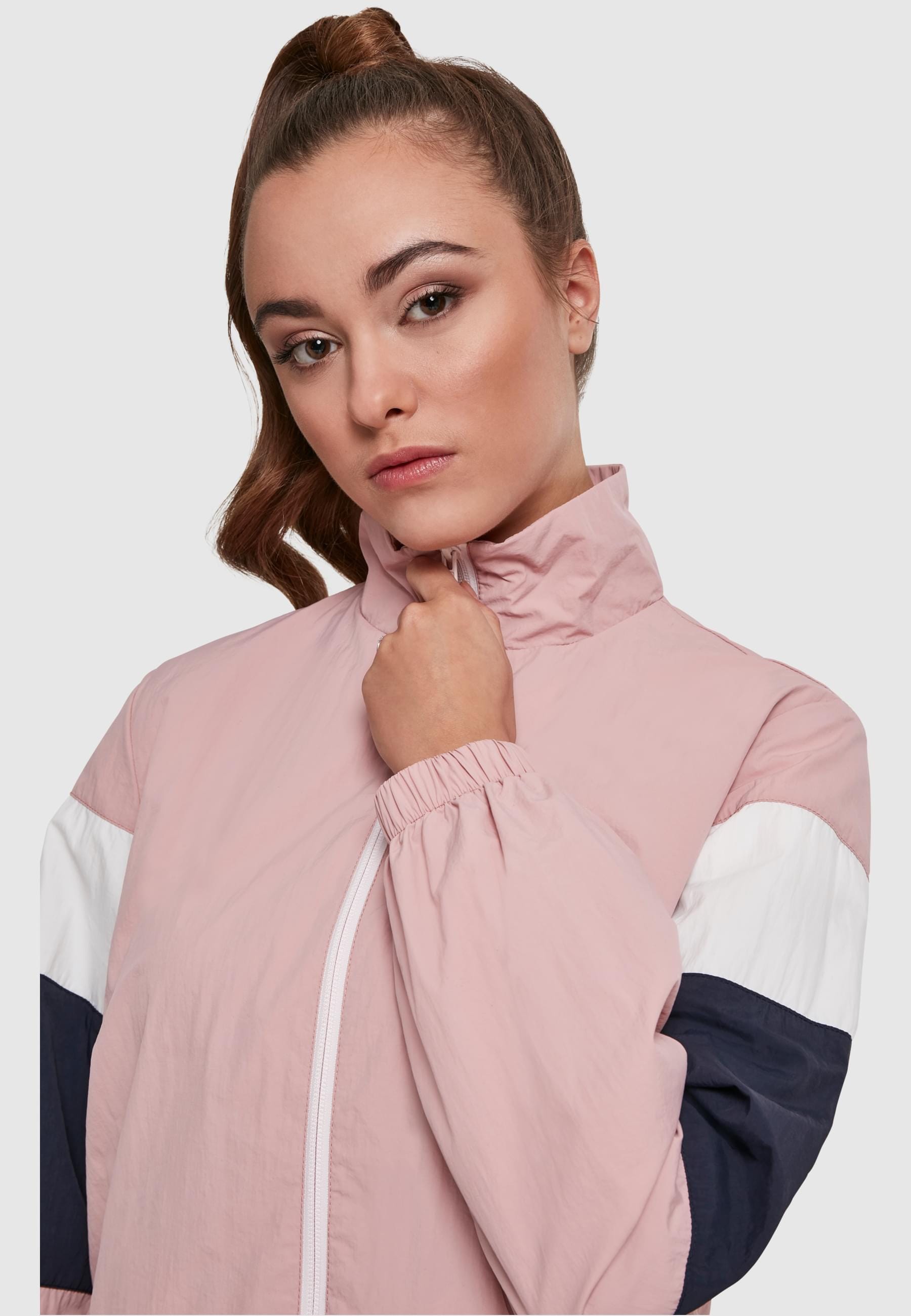 URBAN CLASSICS Allwetterjacke »Urban Classics Damen Ladies 3-Tone Crinkle Track Jacket« 1 Stk. tlg. ohne Kapuze