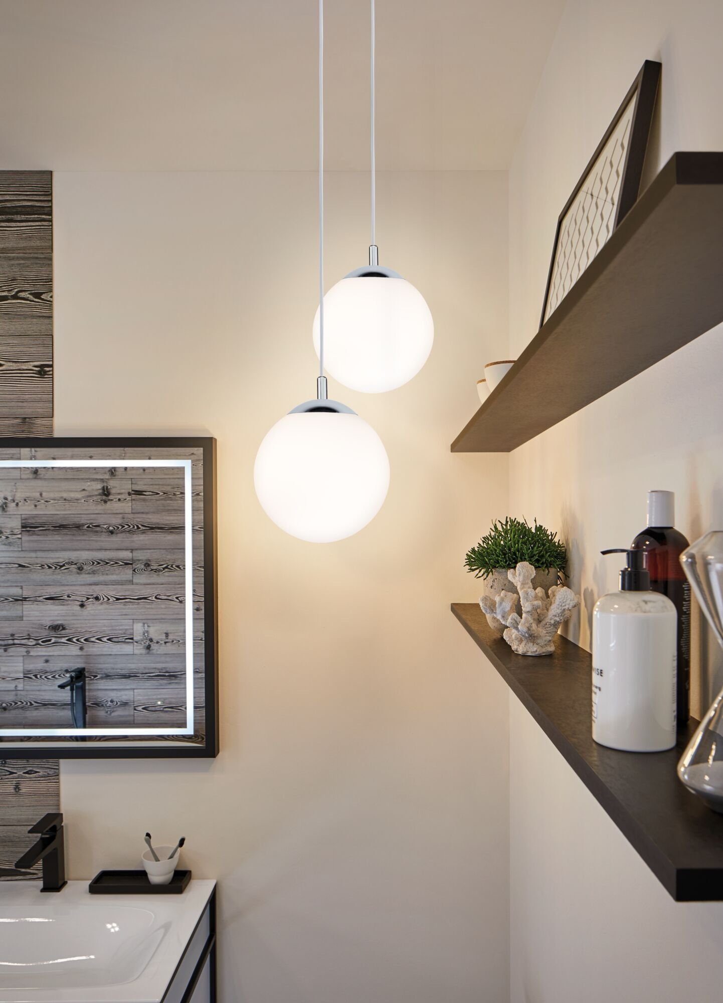 Paulmann Pendelleuchte »Globe IP44 E27 max. 20W Satin, Chrom dimmbar«, 1 fl günstig online kaufen