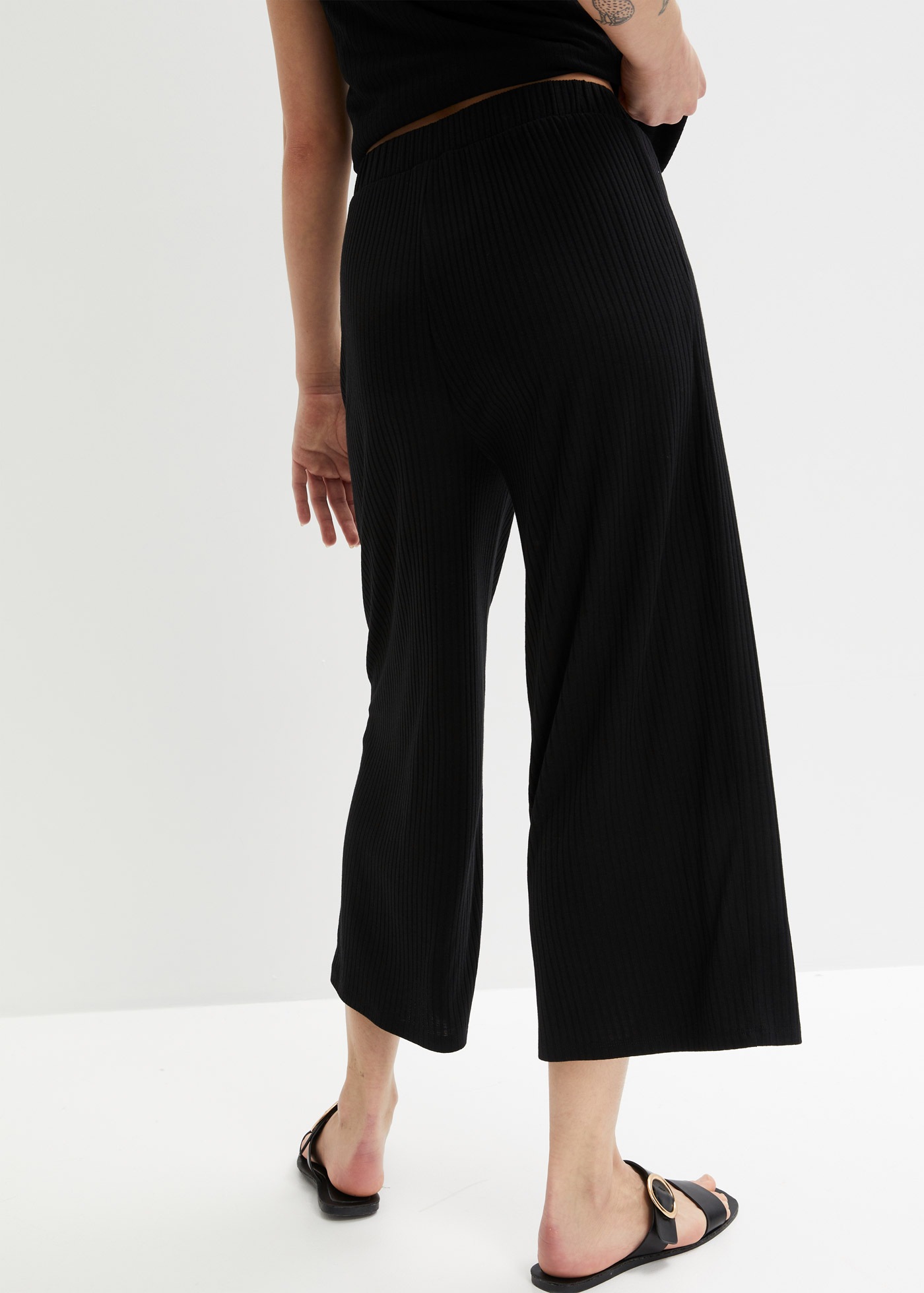 bonprix Jerseyhose »Jersey-Hose aus Rippe mit Bequembund«  aus Viskose, Polyester und Elasthan, lockere Passform, lässiger Stil