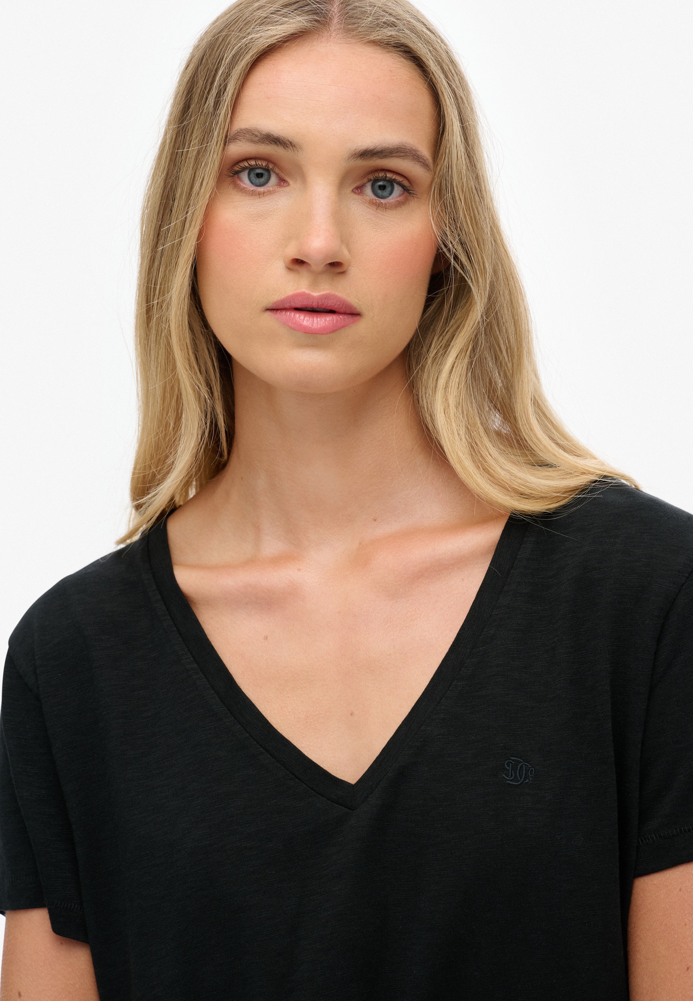 Superdry T-Shirt »STUDIOS SLUB EMB VEE TEE«