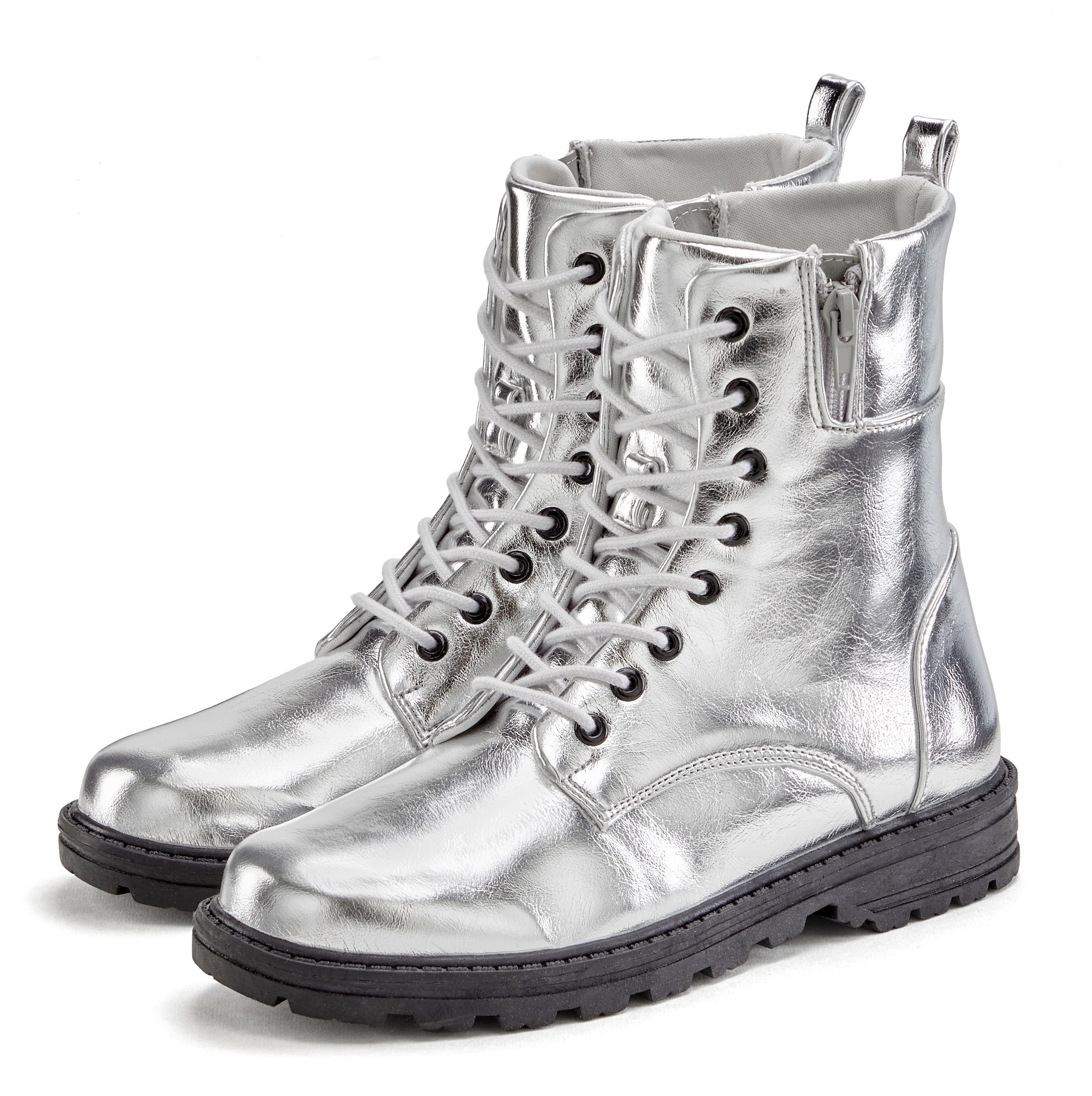 Stiefelette im angesagten Metallic-Look, Stiefel, Boots VEGAN, Gr. 42, silberfarben