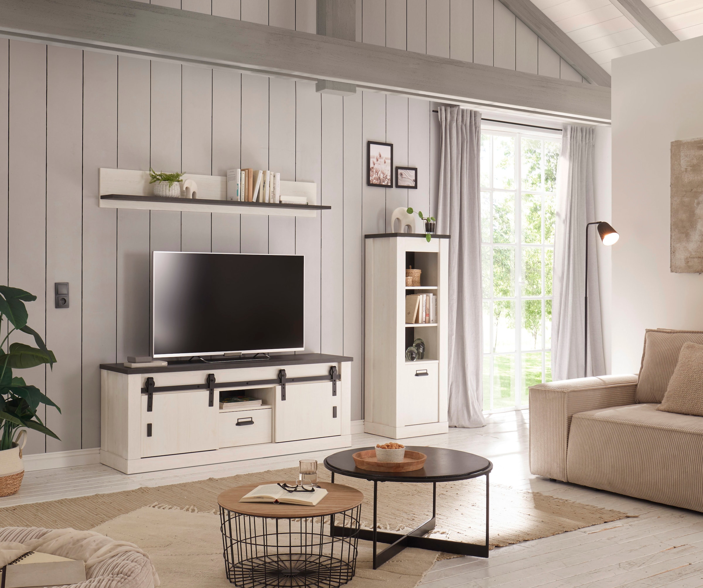 Home affaire Lowboard »SHERWOOD«, Holz Dekor, mit Scheunentorbeschlag und Apothekergriff, Breite 162 cm