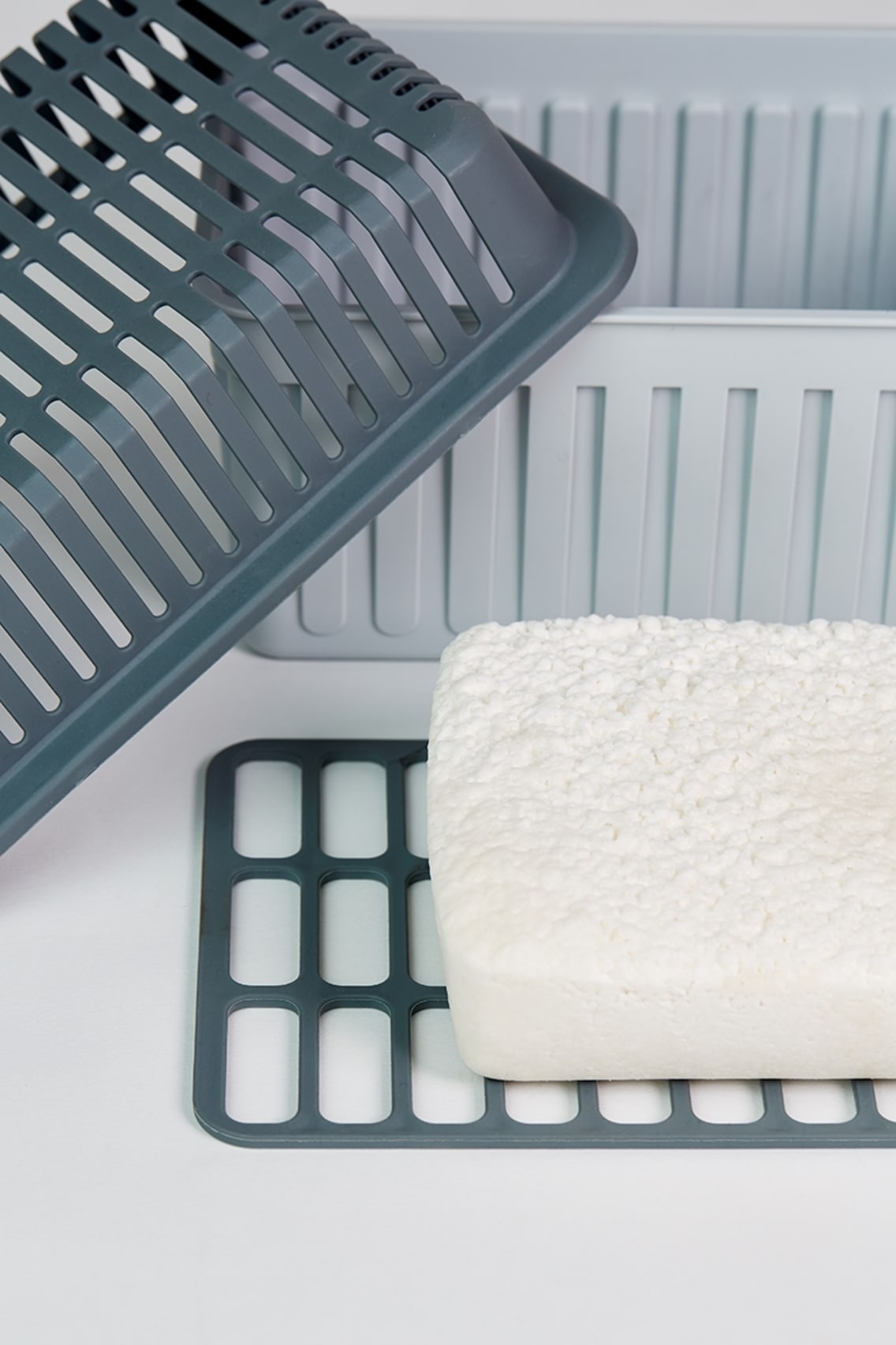 WENKO Luftentfeuchter »Grau 1 KG« für 80 m³ Räume für Räume bis 80 m³, entfeuchtet geräuschlos und ohne Strom