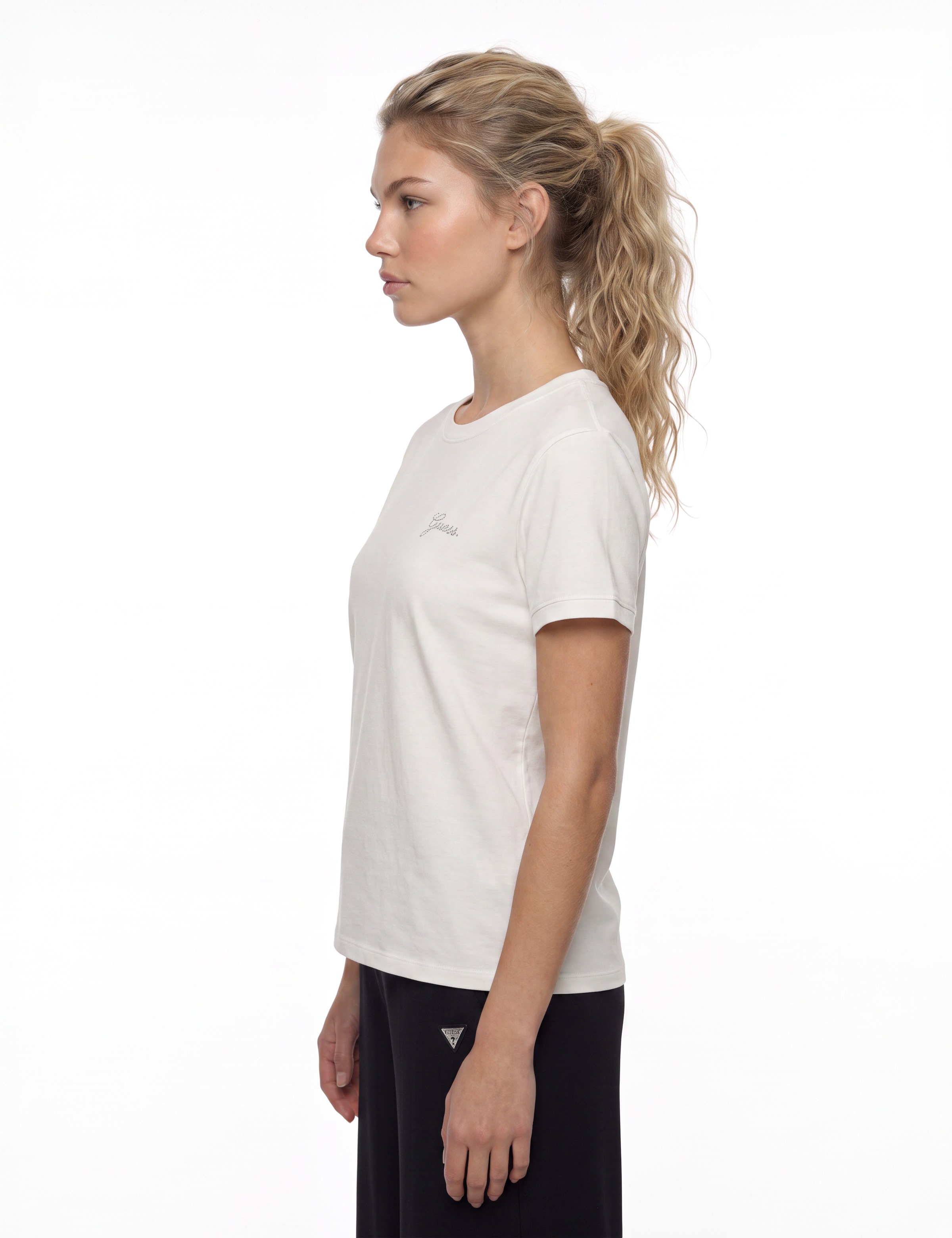 Guess T-Shirt »NEW SS CN MINI LOGO TEE« aus Modal-Mix, Slim Fit