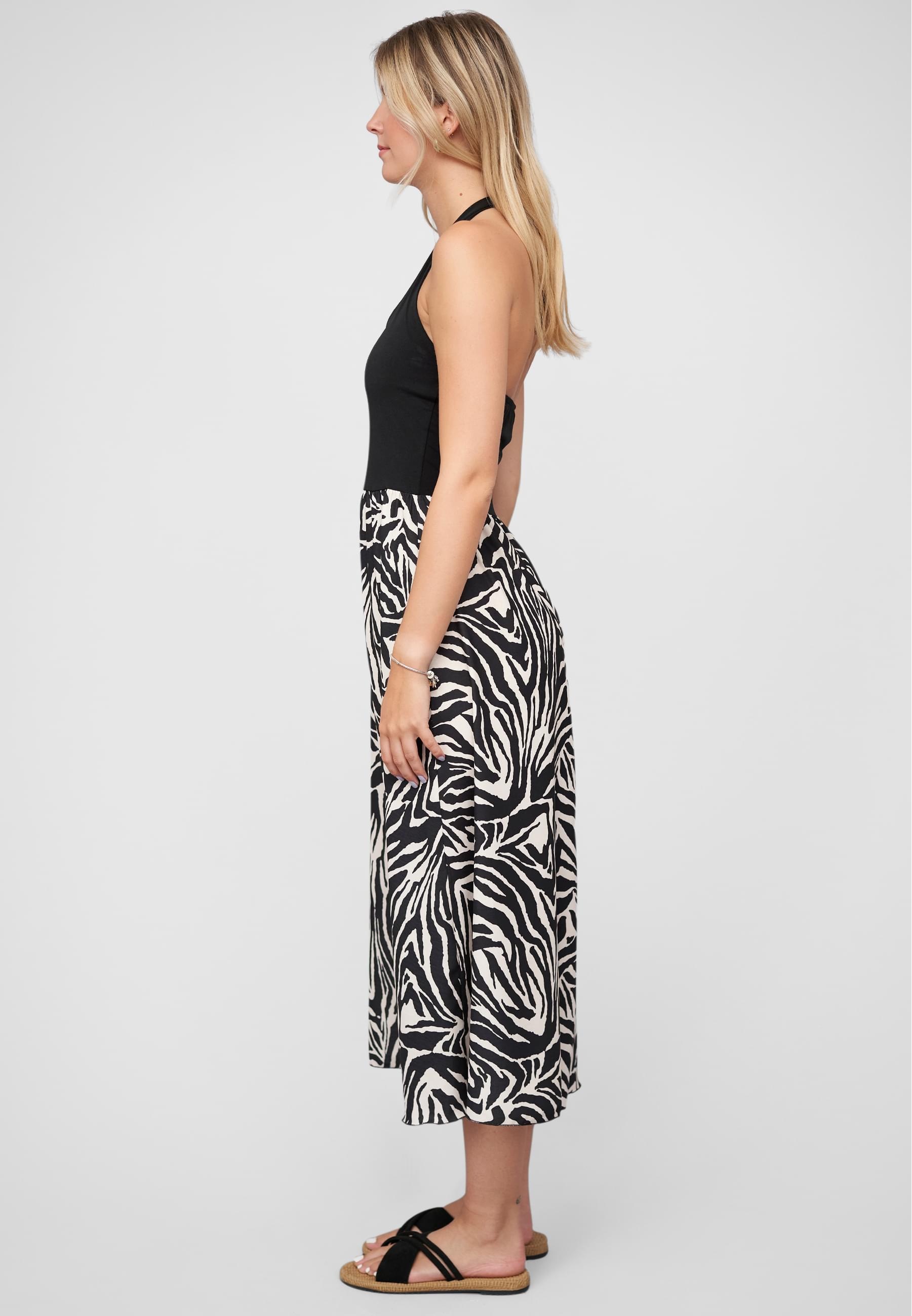 CLOUD 5IVE Shirtkleid »CLOUD 5IVE Maxi Neckholder-Dress with zebra print« 1 Stk. tlg.