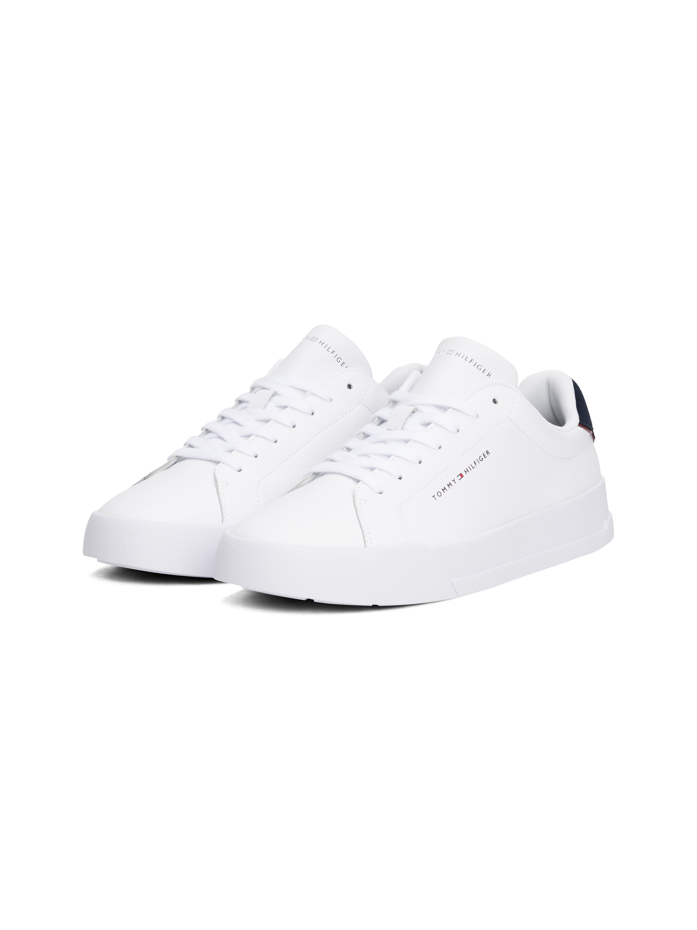 Tommy Hilfiger Sneaker »TH COURT LTH DETAIL ESS«, Freizeitschuh, Halbschuh, Schnürschuh mit seitlichem Logoschriftzug