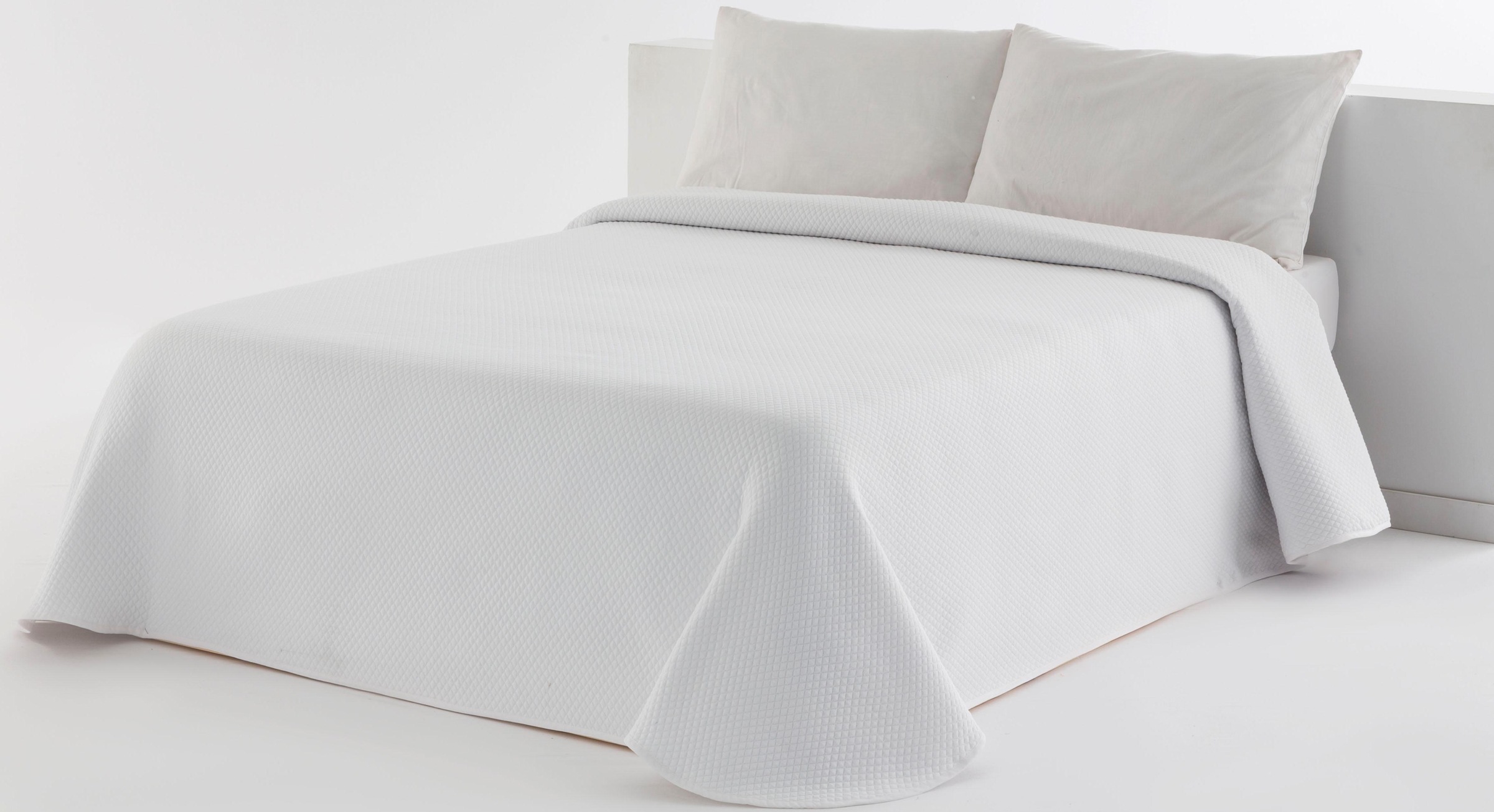 my home Tagesdecke »Annika gesteppte Tagesdecke, aus 50% recyceltem Polyest günstig online kaufen